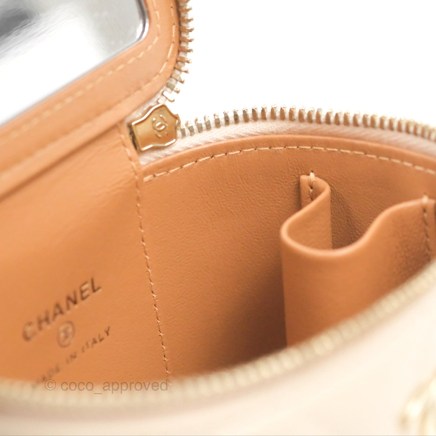 Chanel Mini Top Handle Vanity With Chain Ecru/Beige Lambskin Gold Hardware 23P