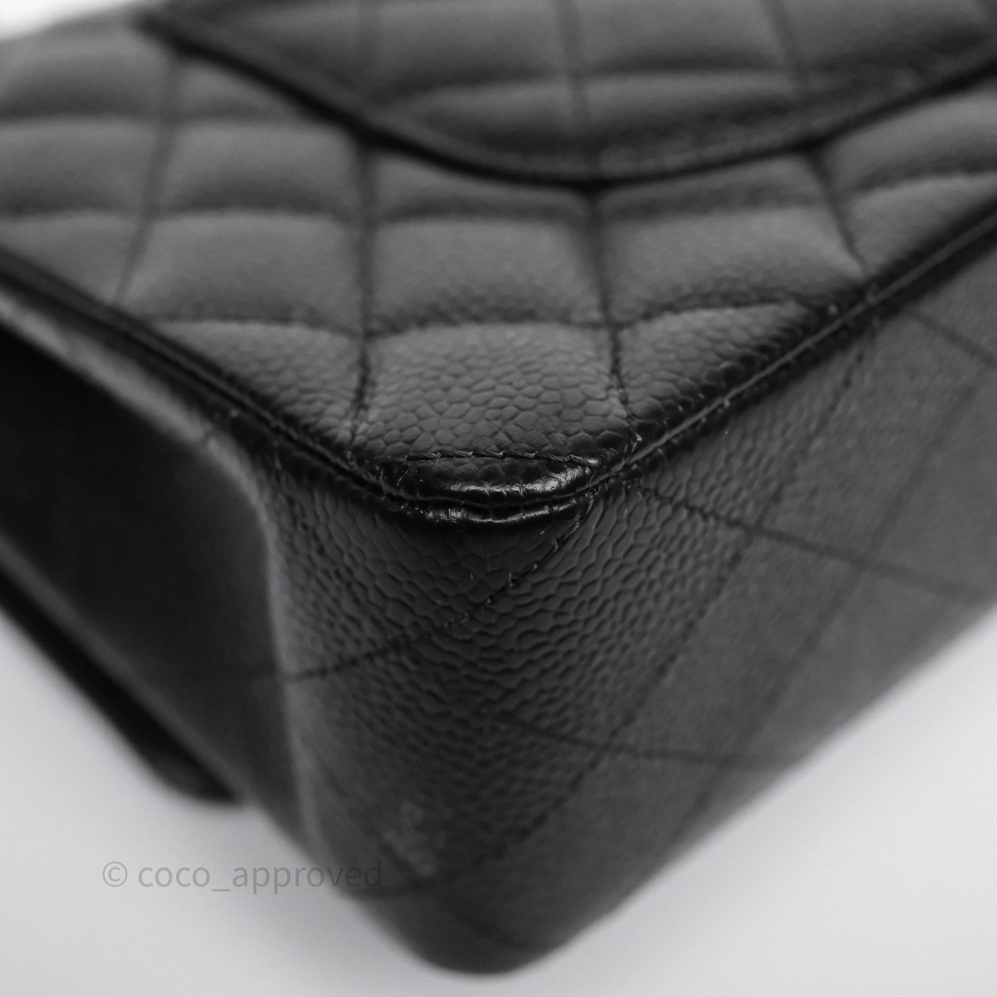 Chanel Classic M/L Medium Flap Quilted Black Caviar Gold Hardware