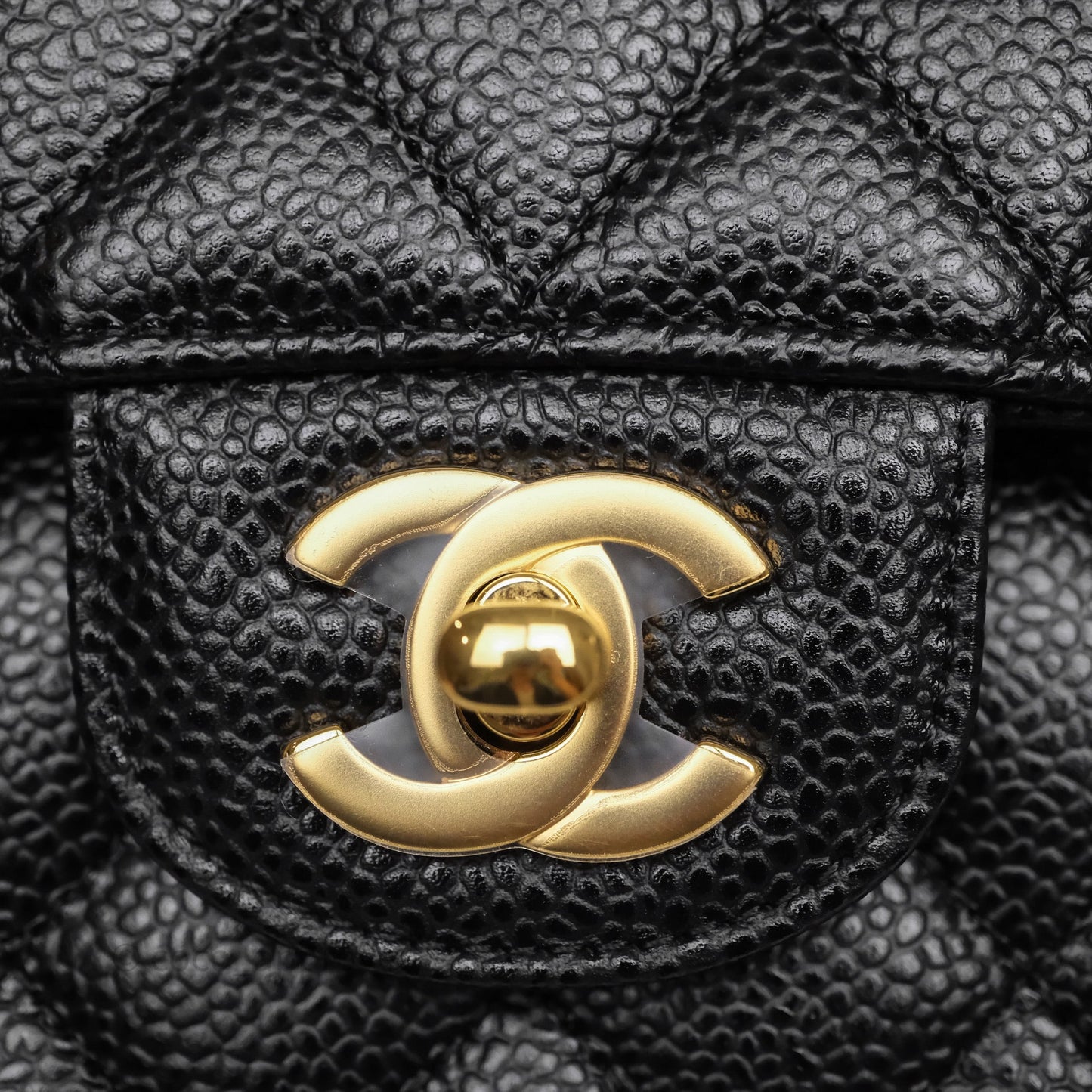 Chanel Classic M/L Medium Flap Quilted Black Caviar Gold Hardware