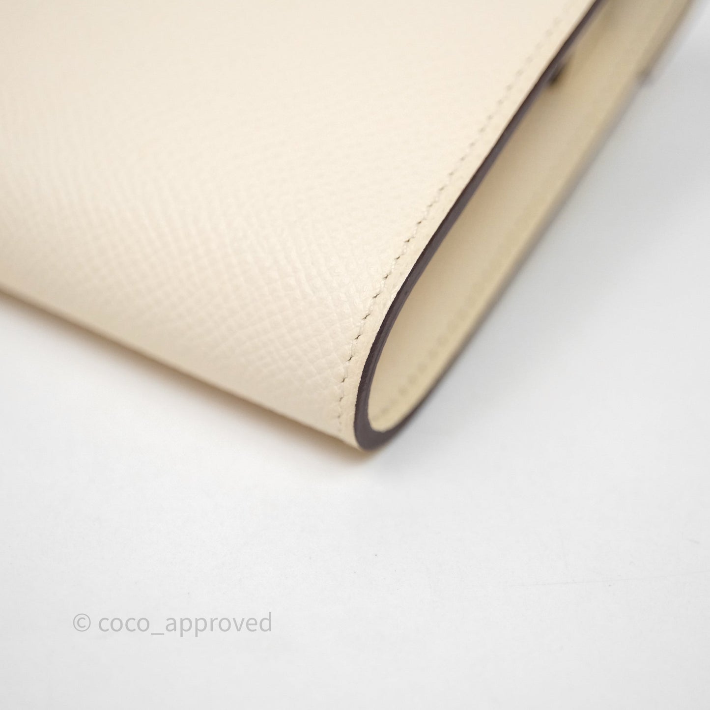 Hermès Kelly To Go Wallet Nata Epsom Gold Hardware