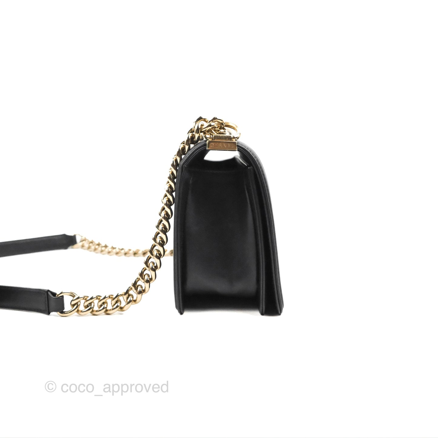 Chanel Chevron Medium Boy Black Calfskin Gold Hardware