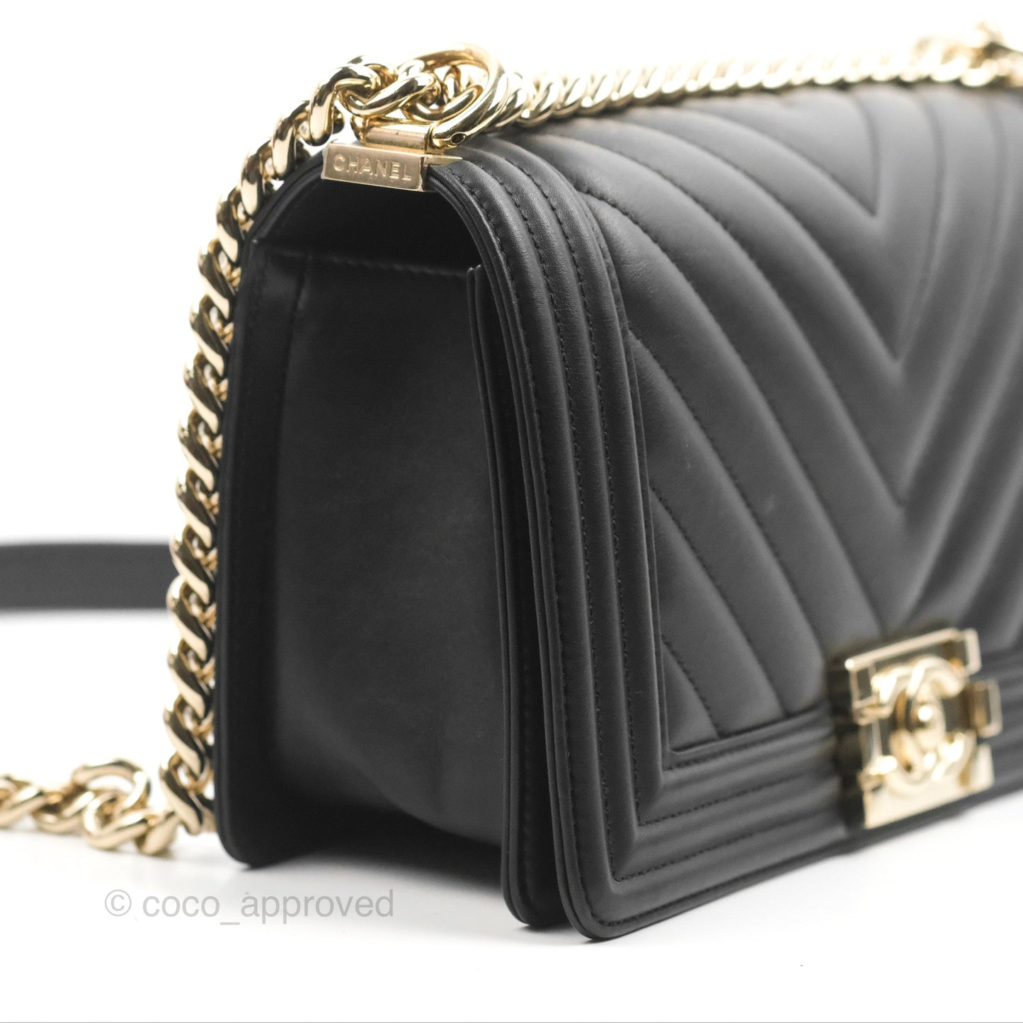 Chanel Chevron Medium Boy Black Calfskin Gold Hardware