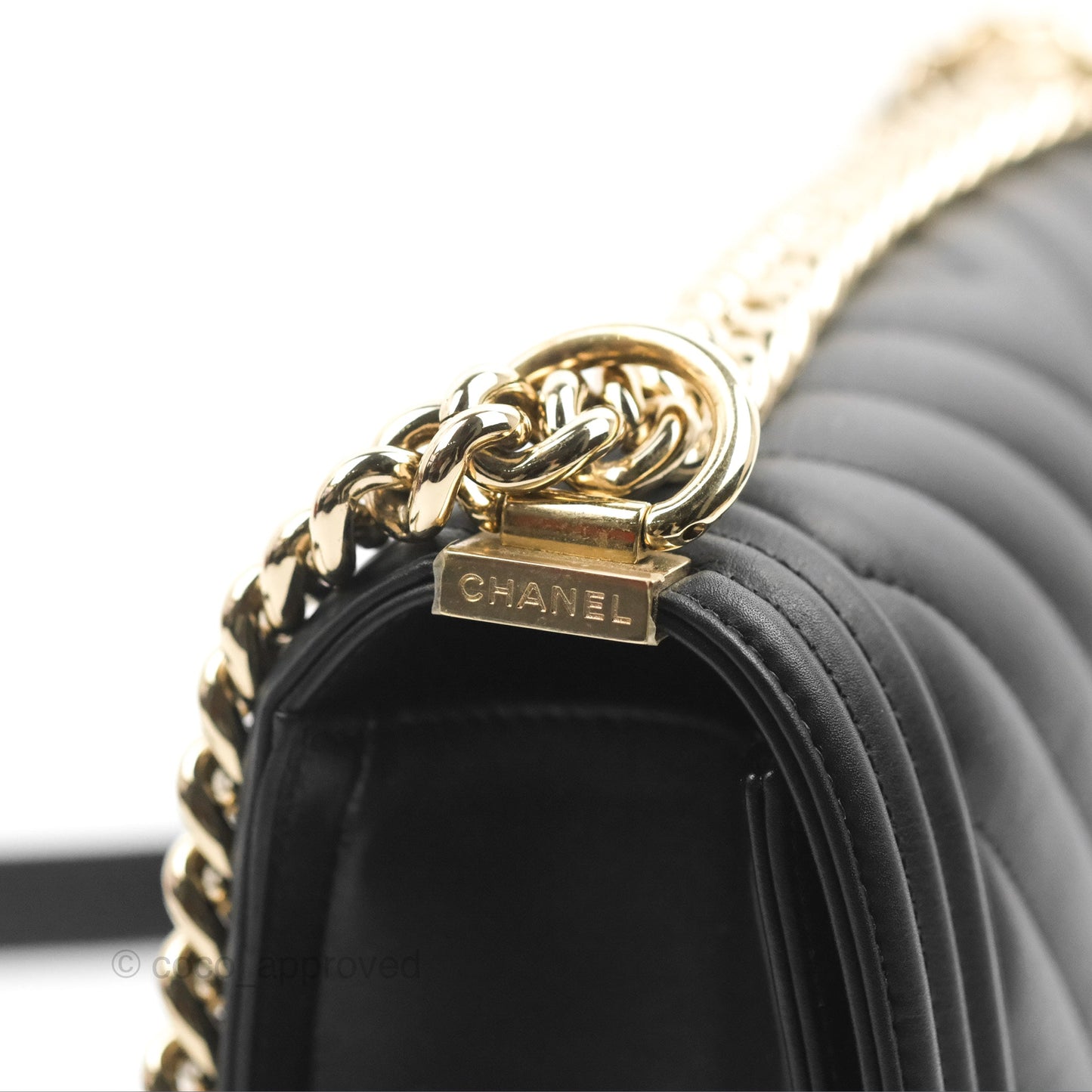 Chanel Chevron Medium Boy Black Calfskin Gold Hardware