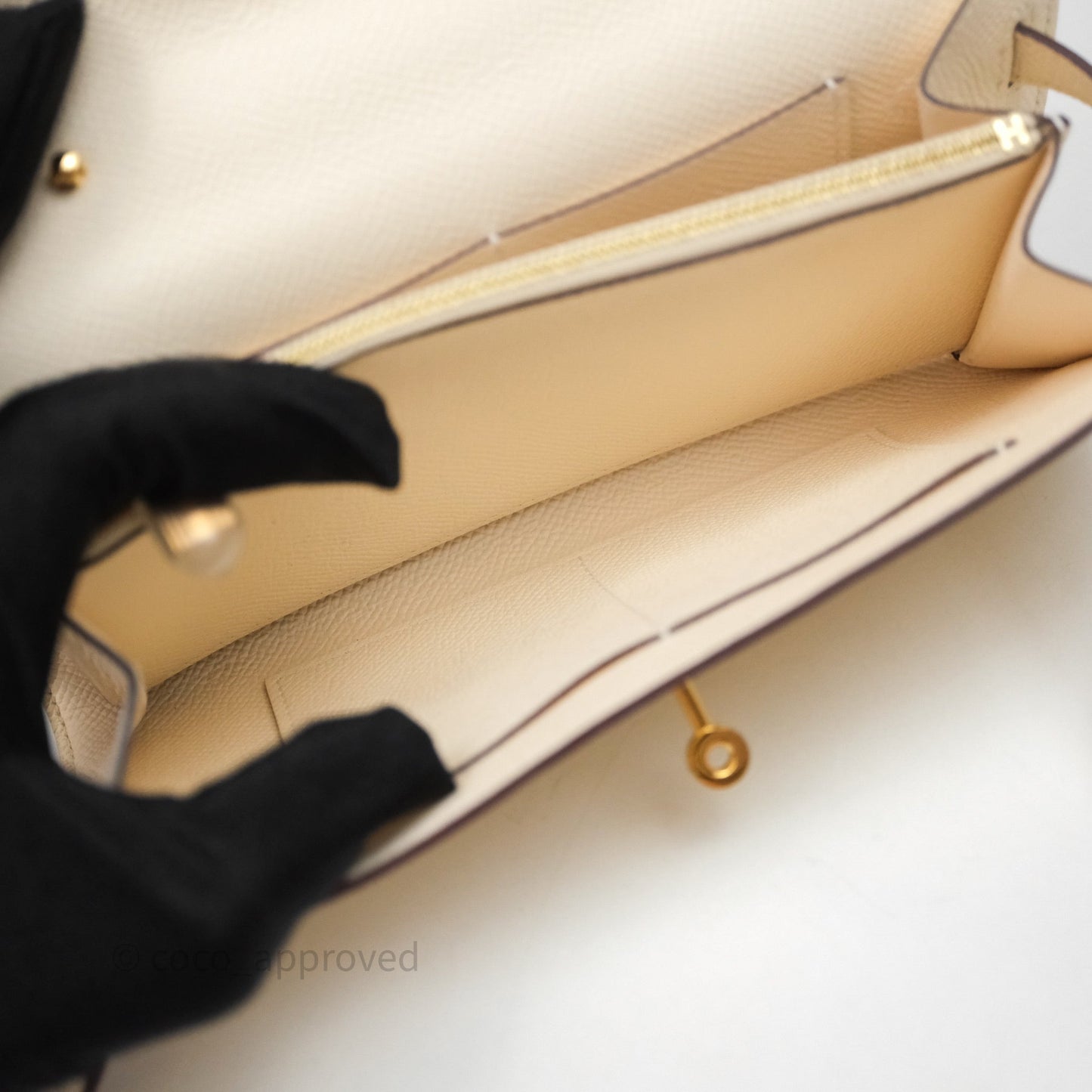 Hermès Kelly To Go Wallet Nata Epsom Gold Hardware