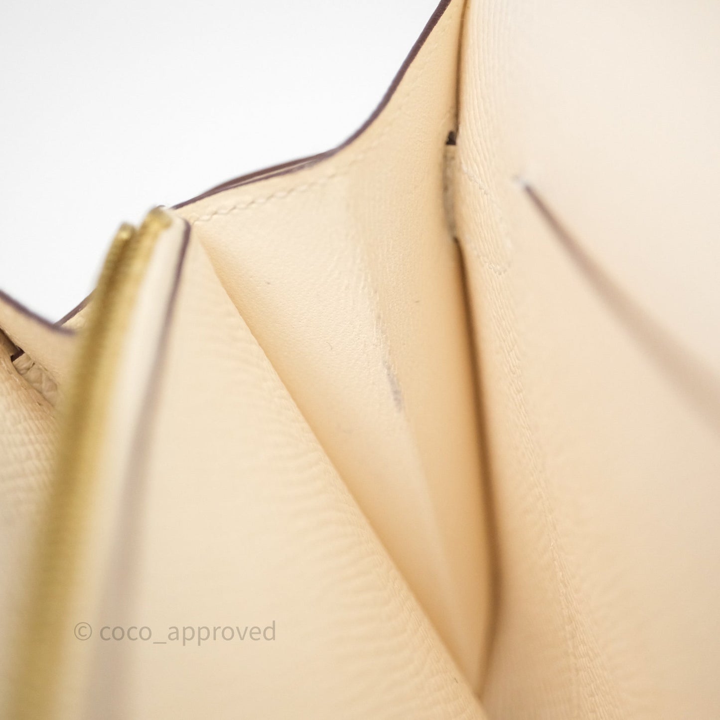 Hermès Kelly To Go Wallet Nata Epsom Gold Hardware