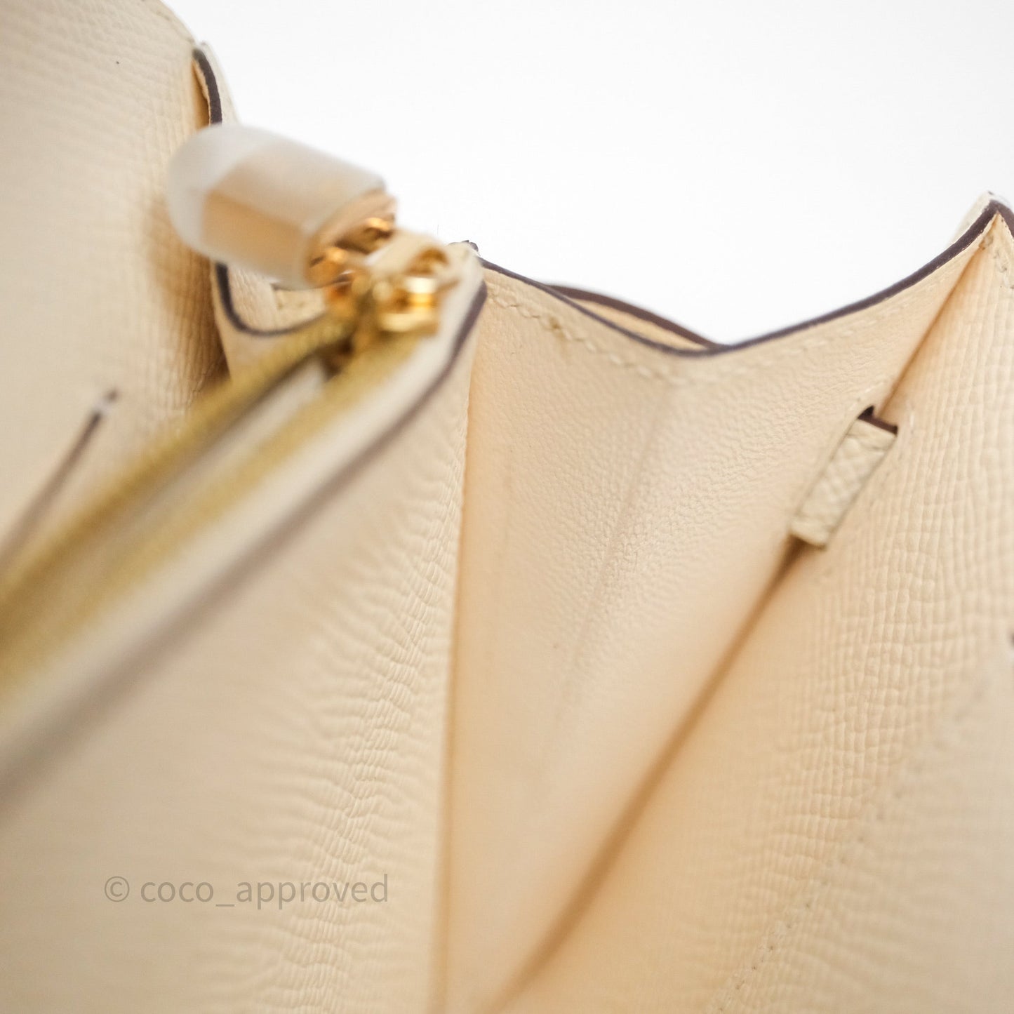 Hermès Kelly To Go Wallet Nata Epsom Gold Hardware