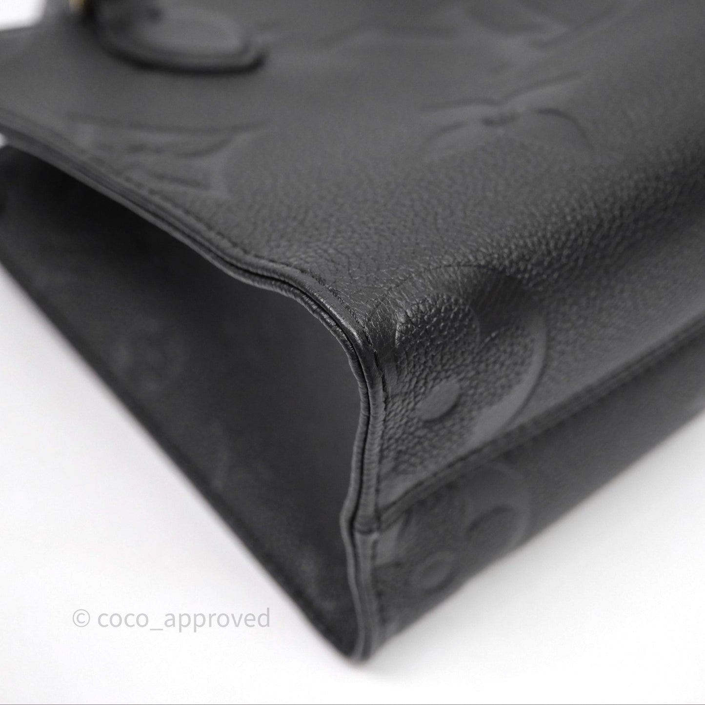 Louis Vuitton OnTheGo Monogram PM Black