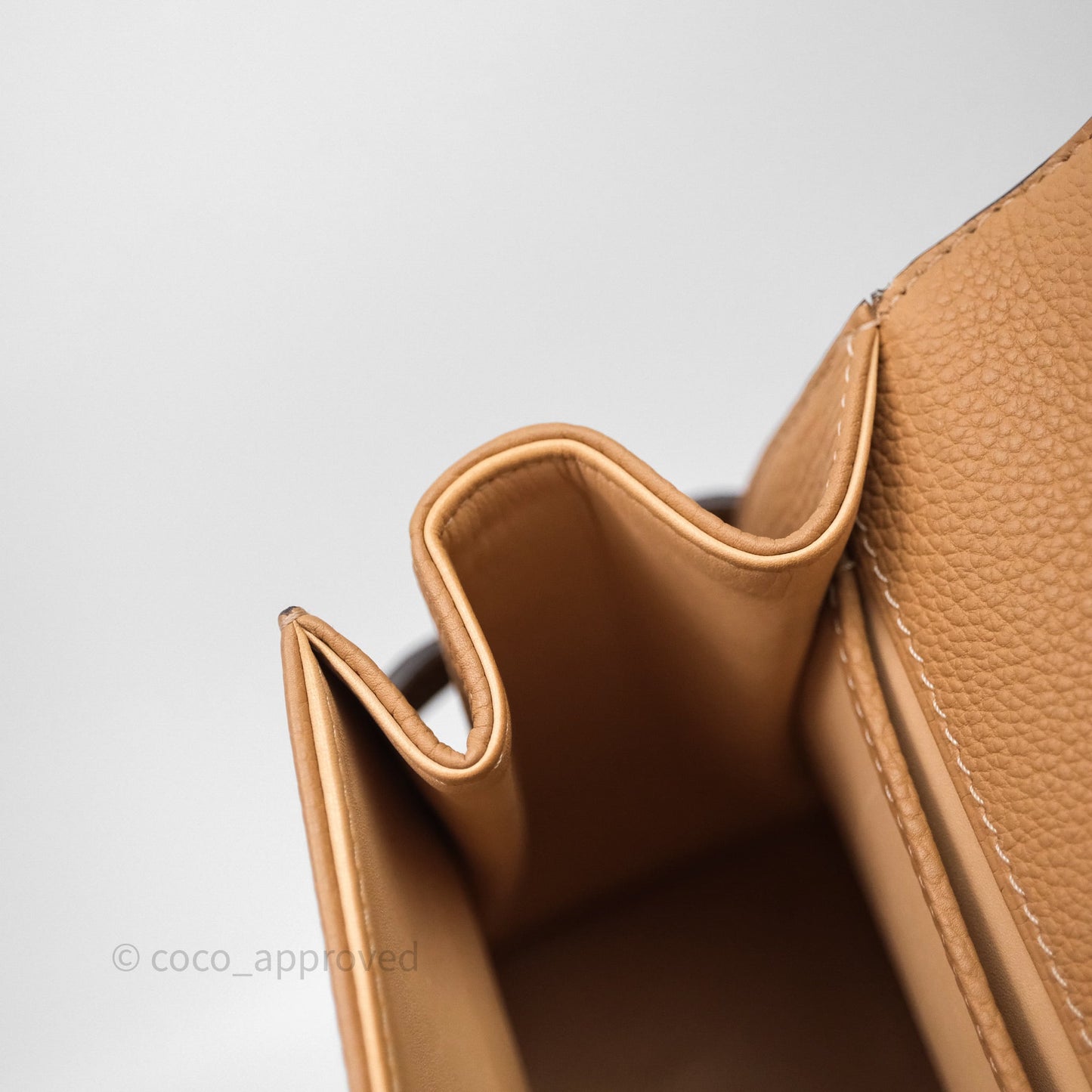 Delvaux Tempête Brown Supple Calfskin Gold Hardware