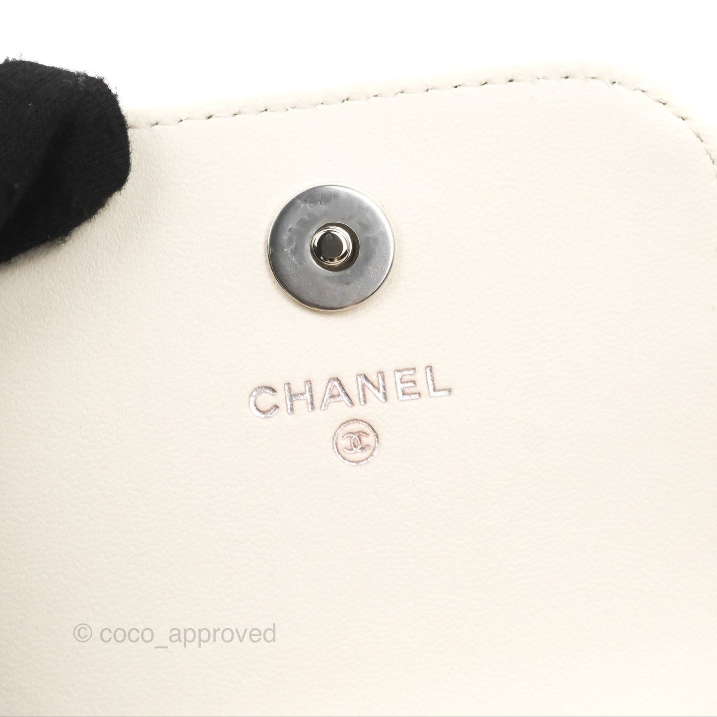 LChanel Mini Bag White Lambskin Crochet Gold Hardware 22C