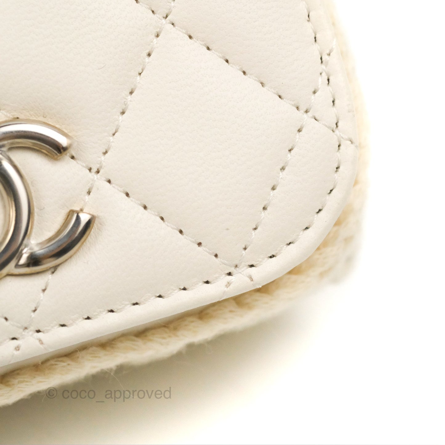 LChanel Mini Bag White Lambskin Crochet Gold Hardware 22C