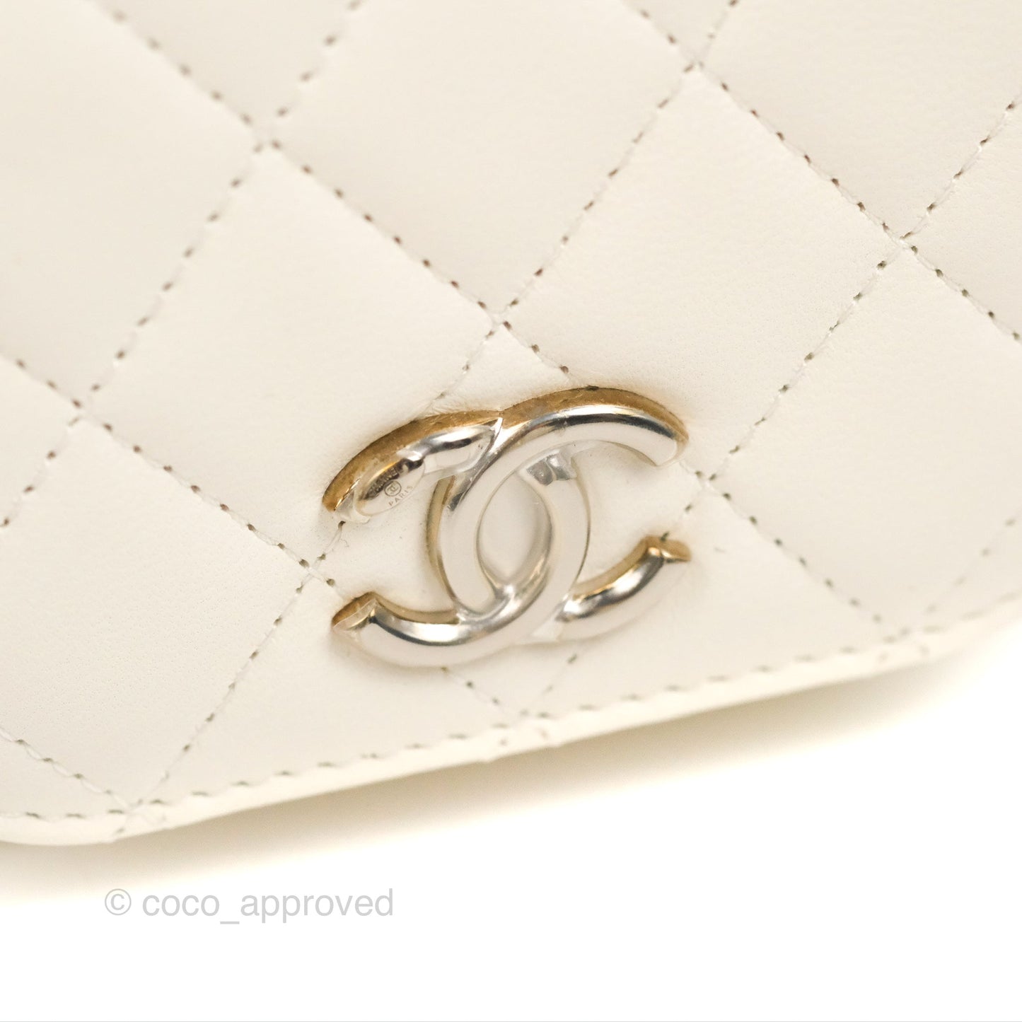 LChanel Mini Bag White Lambskin Crochet Gold Hardware 22C