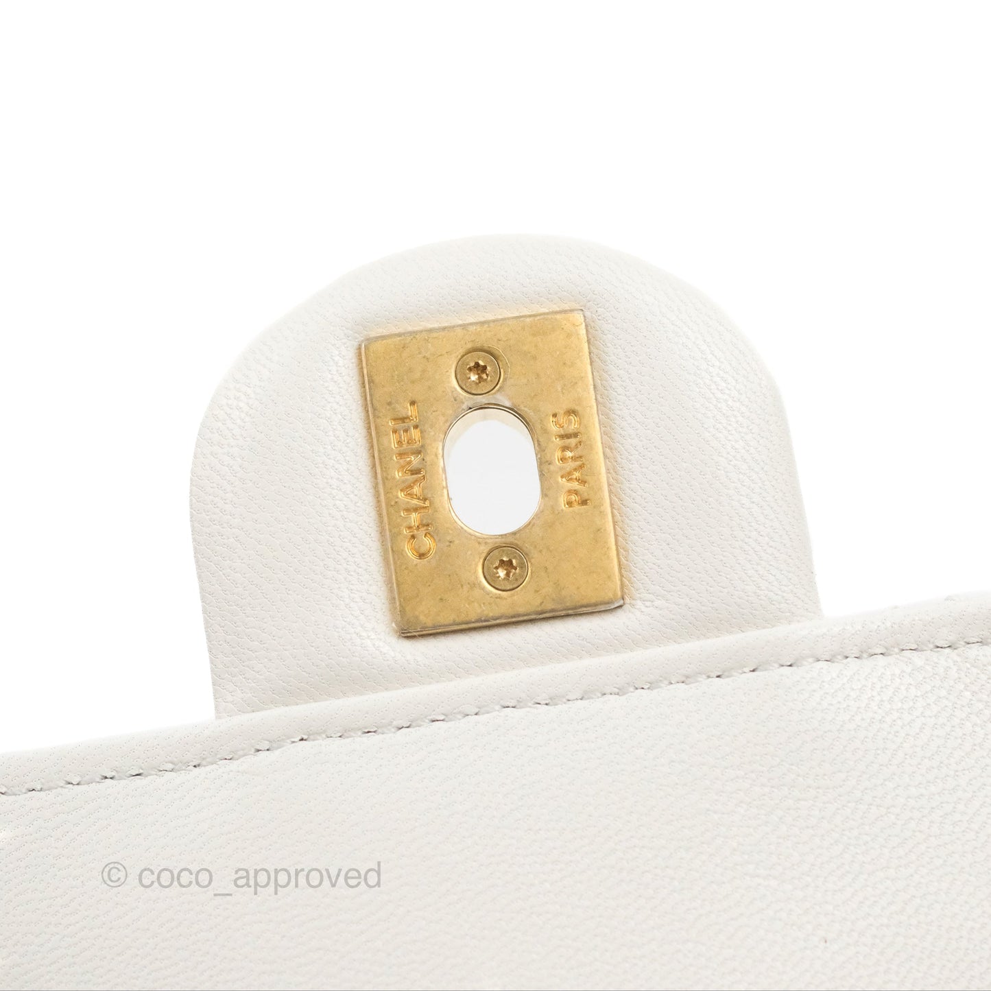 Chanel Quilted Chic Pearls Flap White Goatskin Aged Gold Hardware