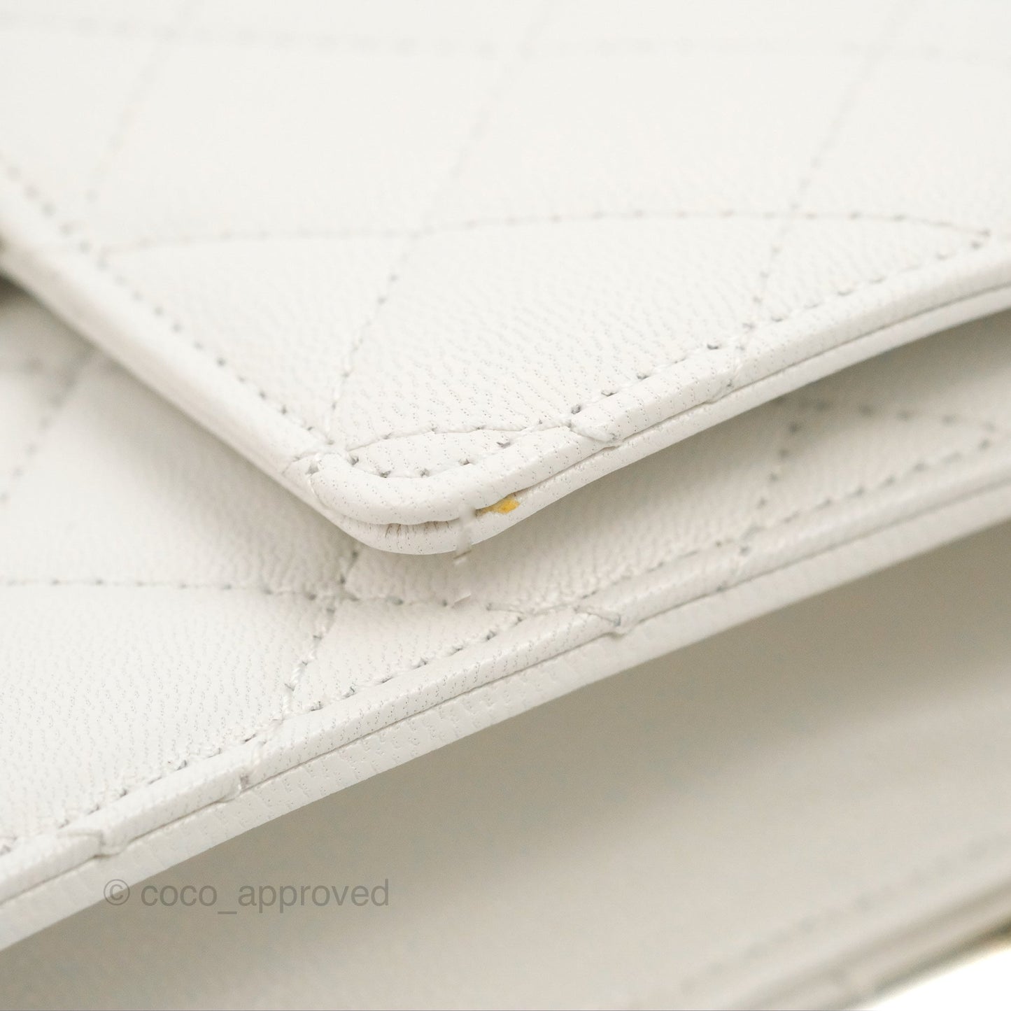 Chanel Quilted Chic Pearls Flap White Goatskin Aged Gold Hardware