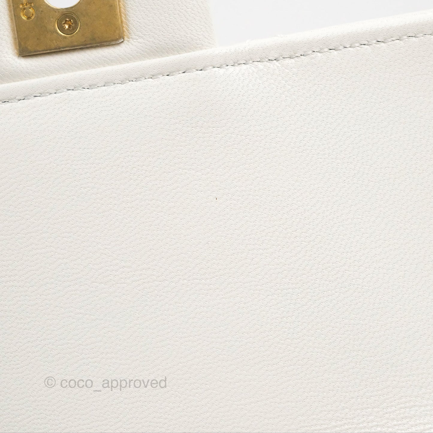 Chanel Quilted Chic Pearls Flap White Goatskin Aged Gold Hardware