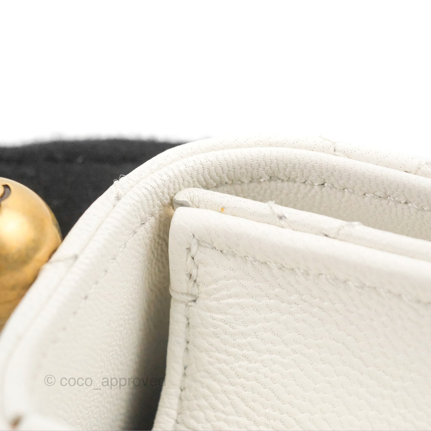 Chanel Quilted Chic Pearls Flap White Goatskin Aged Gold Hardware