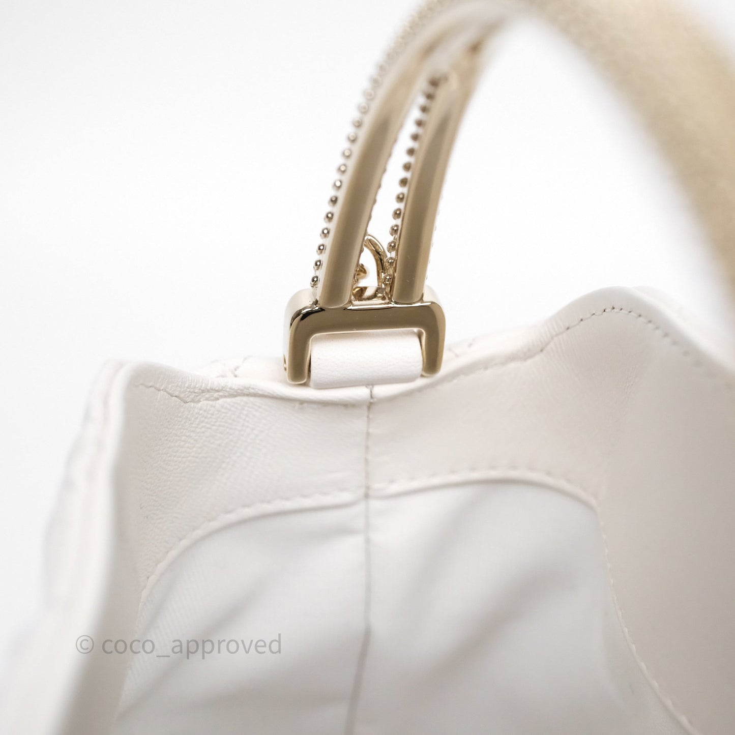 Chanel Crystal Top Handle Hobo Bag with Chain Quilted White Lambskin Gold Hardware 25B