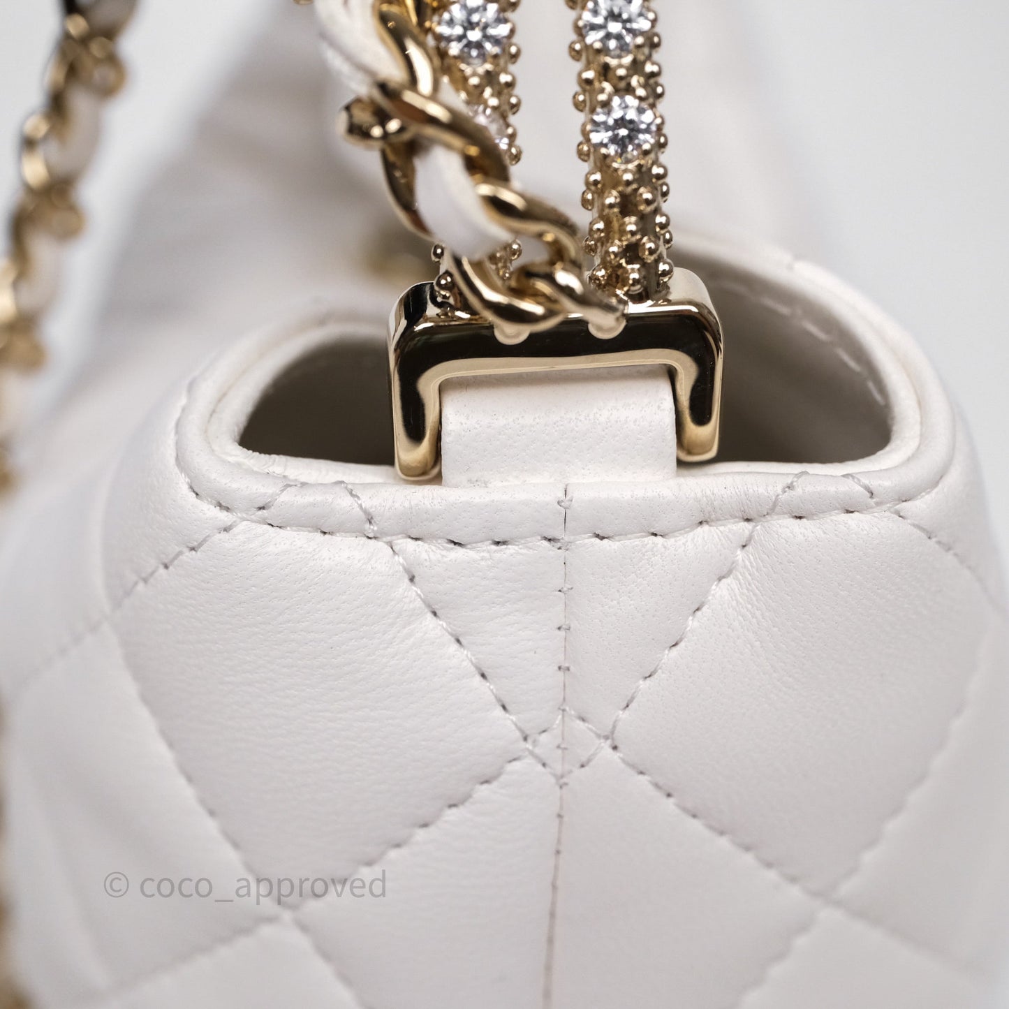 Chanel Crystal Top Handle Hobo Bag with Chain Quilted White Lambskin Gold Hardware 25B