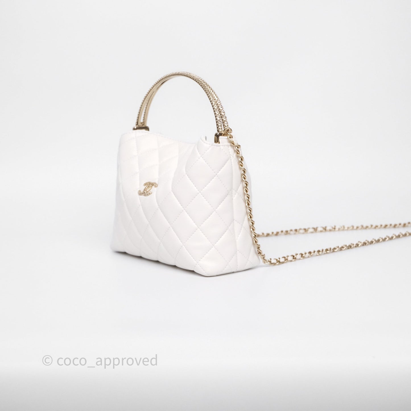 Chanel Crystal Top Handle Hobo Bag with Chain Quilted White Lambskin Gold Hardware 25B