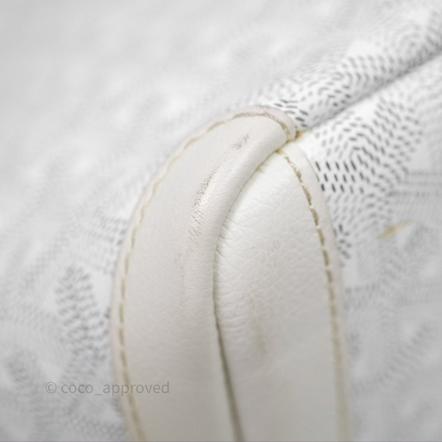 Goyard Artois Goyardine Canvas PM⁣⁣⁣⁣⁣⁣⁣⁣⁣⁣⁣⁣⁣⁣⁣⁣⁣⁣⁣⁣ White Canvas