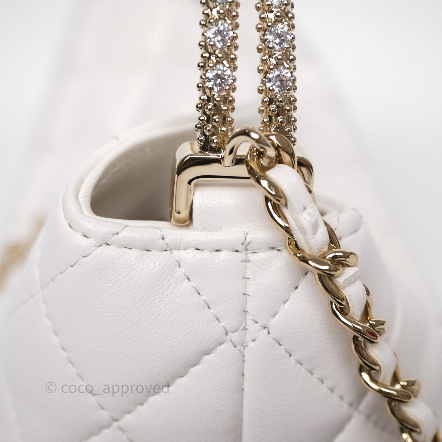 Chanel Crystal Top Handle Hobo Bag with Chain Quilted White Lambskin Gold Hardware 25B
