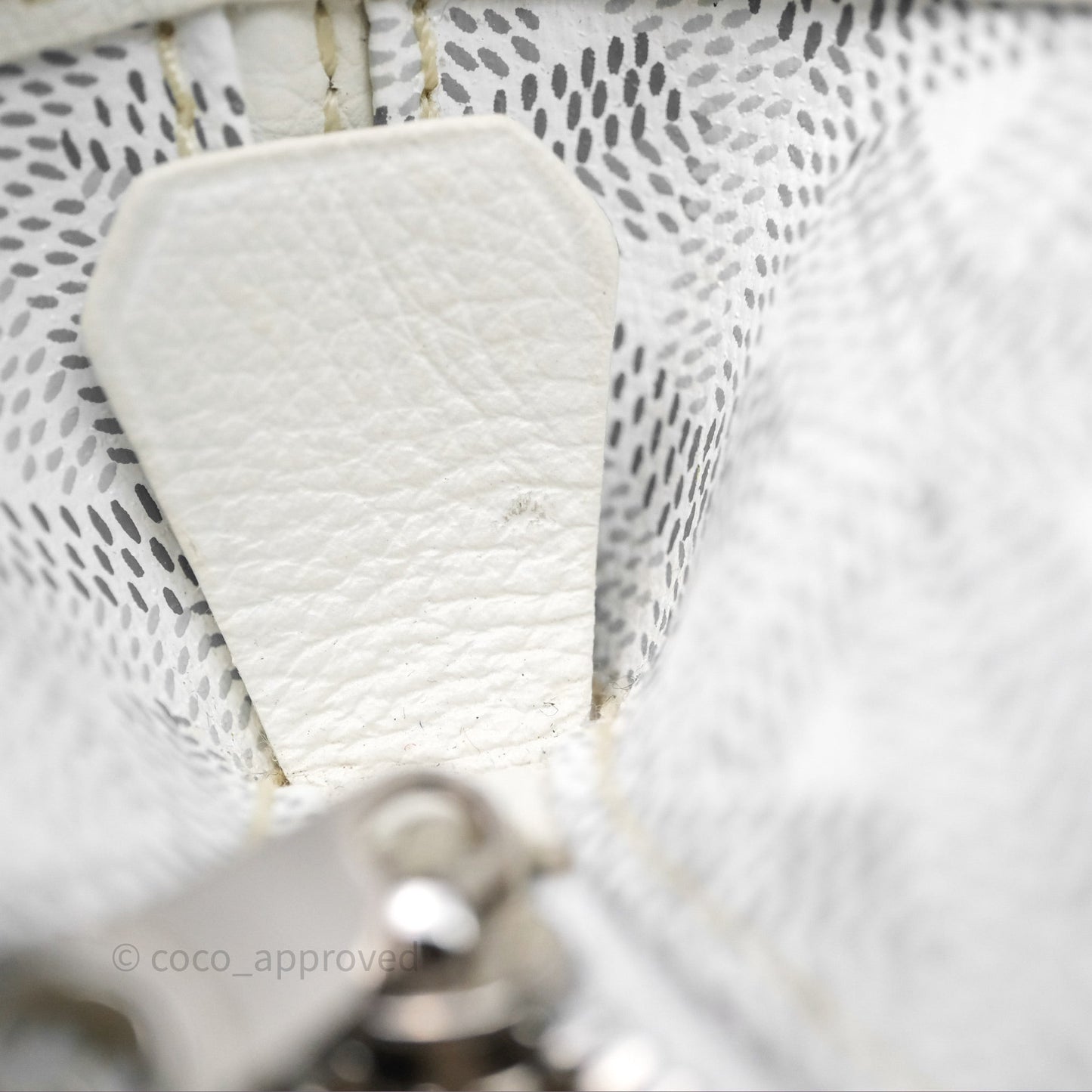 Goyard Artois Goyardine Canvas PM⁣⁣⁣⁣⁣⁣⁣⁣⁣⁣⁣⁣⁣⁣⁣⁣⁣⁣⁣⁣ White Canvas