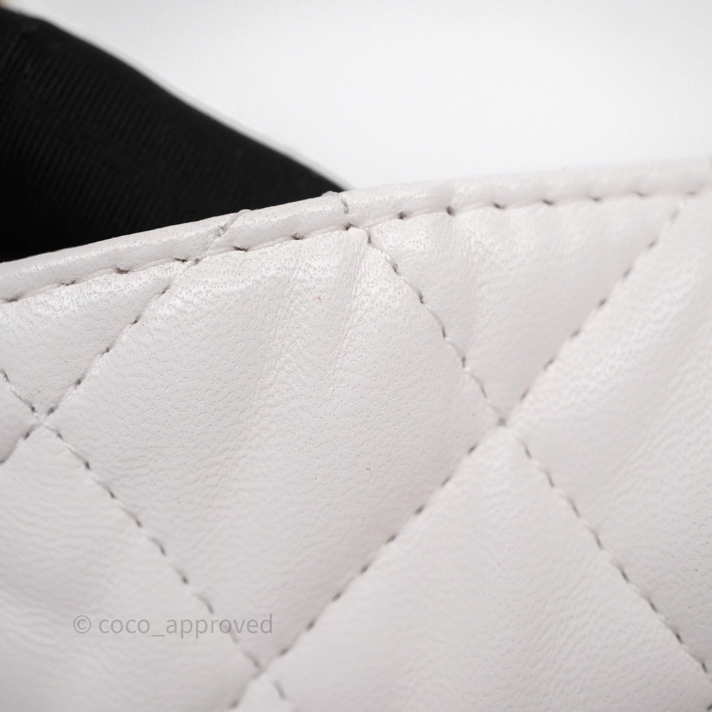 Chanel Crystal Top Handle Hobo Bag with Chain Quilted White Lambskin Gold Hardware 25B