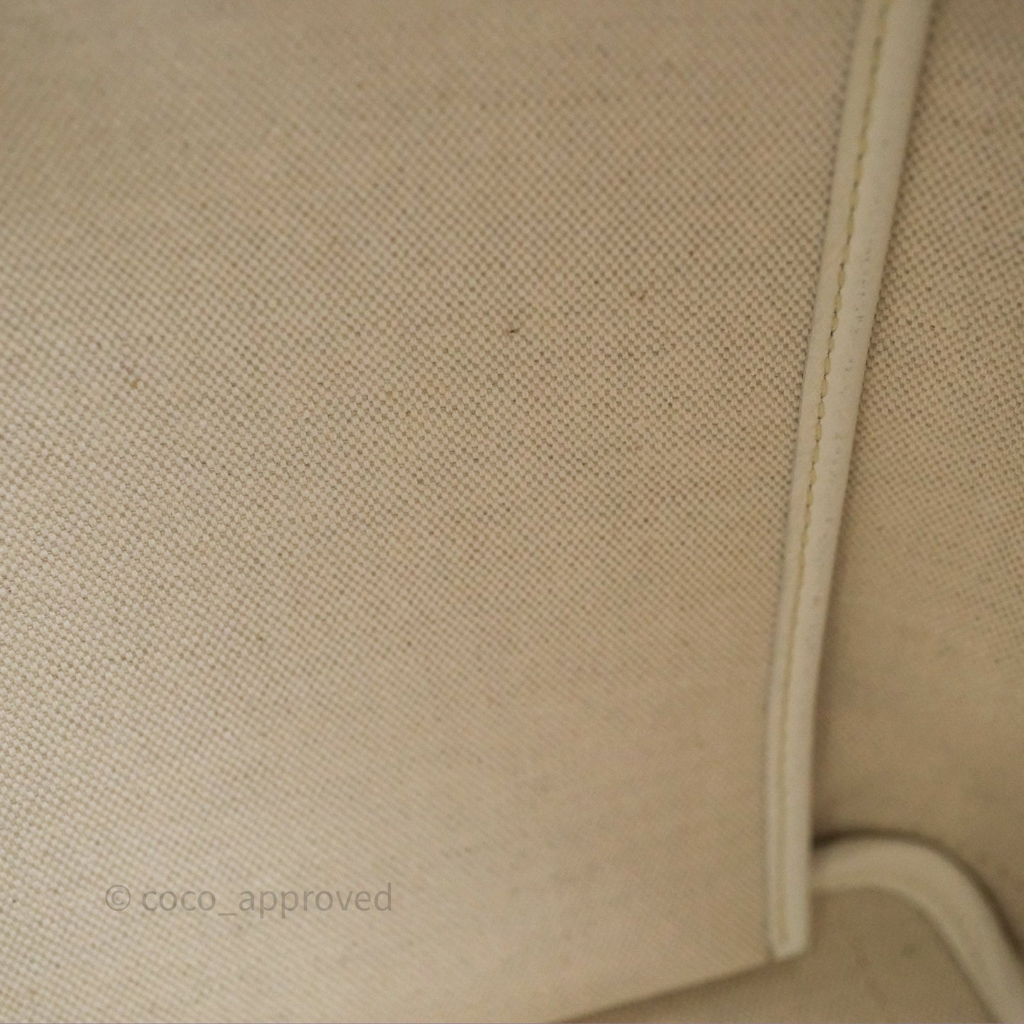 Goyard Artois Goyardine Canvas PM⁣⁣⁣⁣⁣⁣⁣⁣⁣⁣⁣⁣⁣⁣⁣⁣⁣⁣⁣⁣ White Canvas