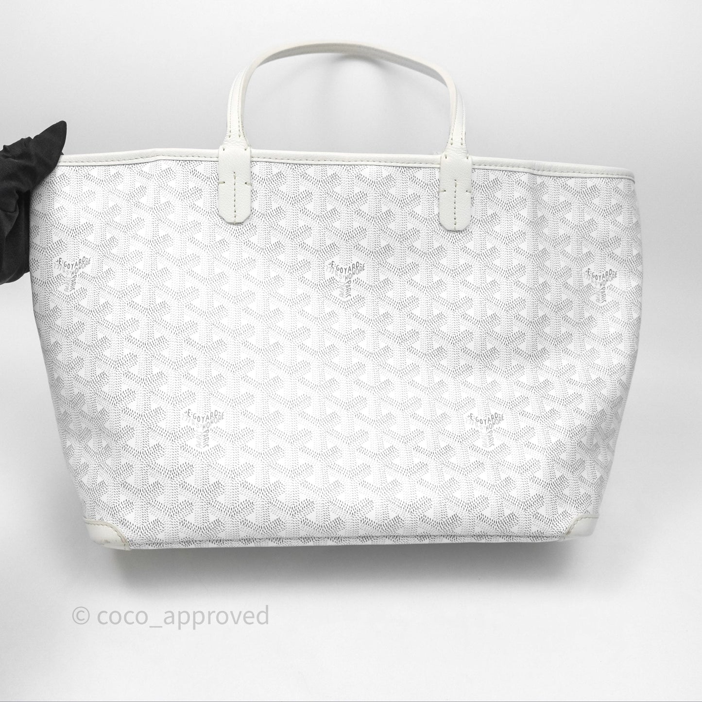 Goyard Artois Goyardine Canvas PM⁣⁣⁣⁣⁣⁣⁣⁣⁣⁣⁣⁣⁣⁣⁣⁣⁣⁣⁣⁣ White Canvas