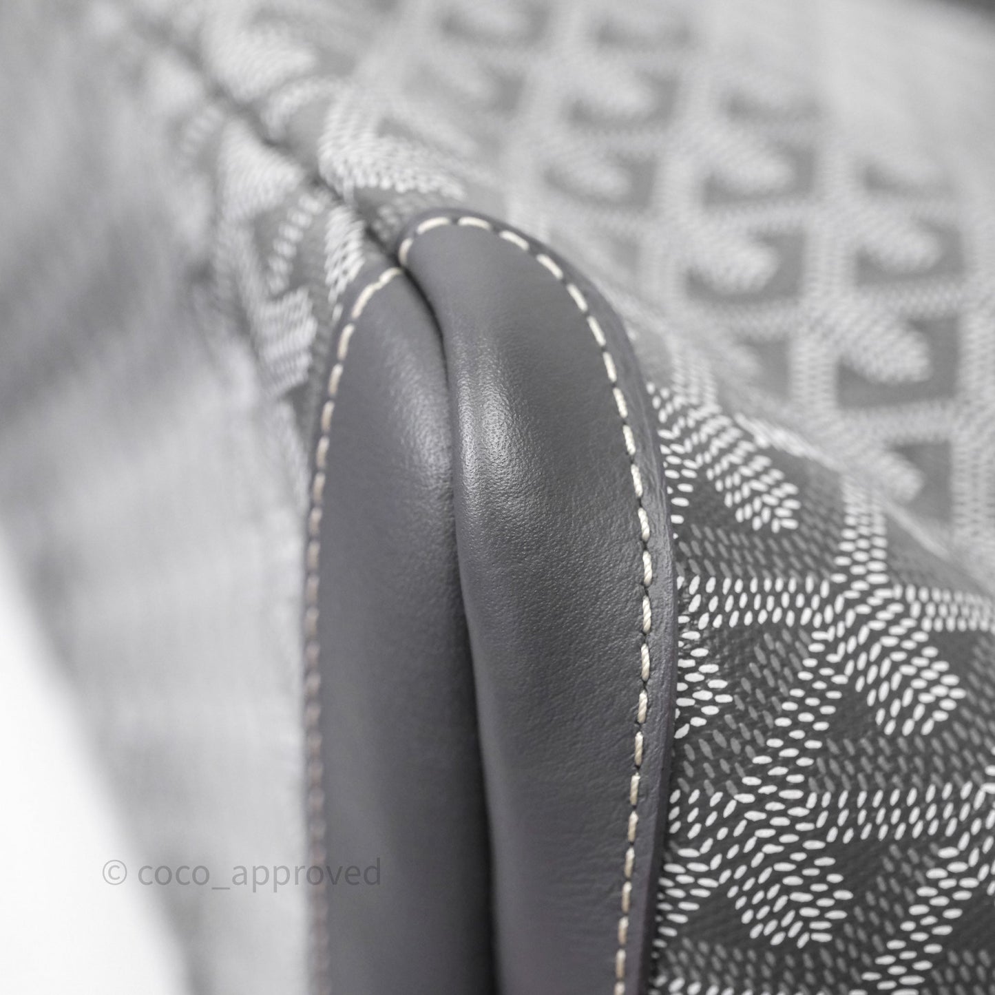 Goyard Artois Tote MM Goyardine Canvas⁣⁣⁣⁣⁣⁣⁣⁣⁣⁣⁣⁣⁣⁣⁣⁣⁣⁣⁣⁣ Grey