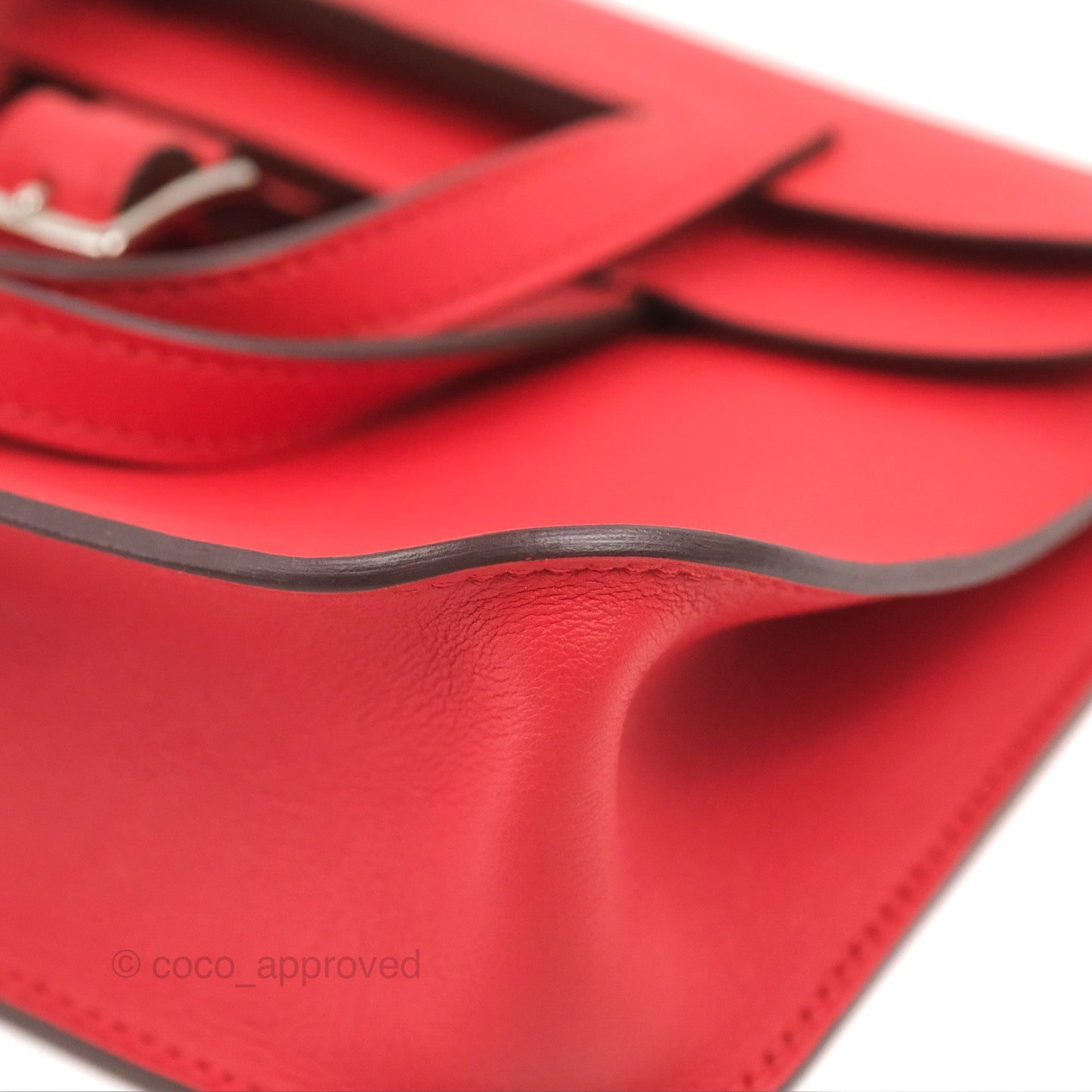 Hermès Halzan 22 Mini Red Swift Palladium Hardware
