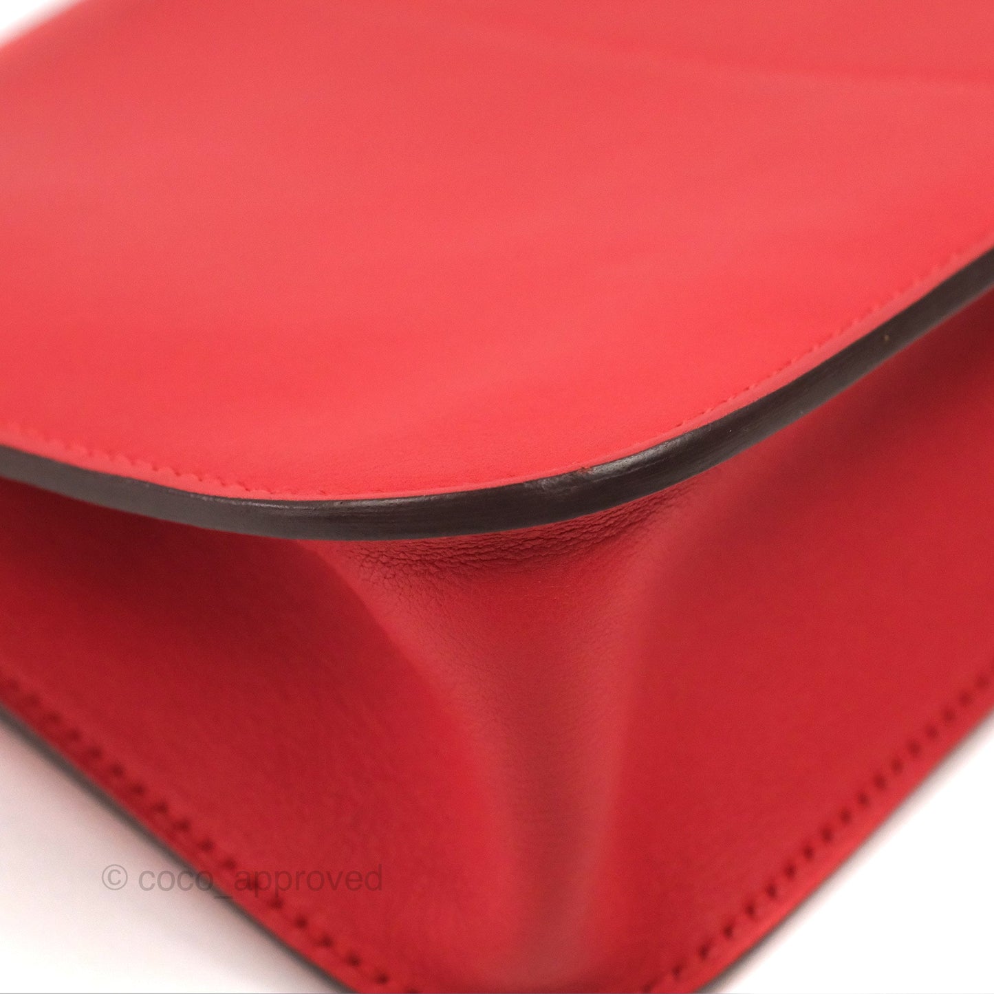 Hermès Halzan 22 Mini Red Swift Palladium Hardware