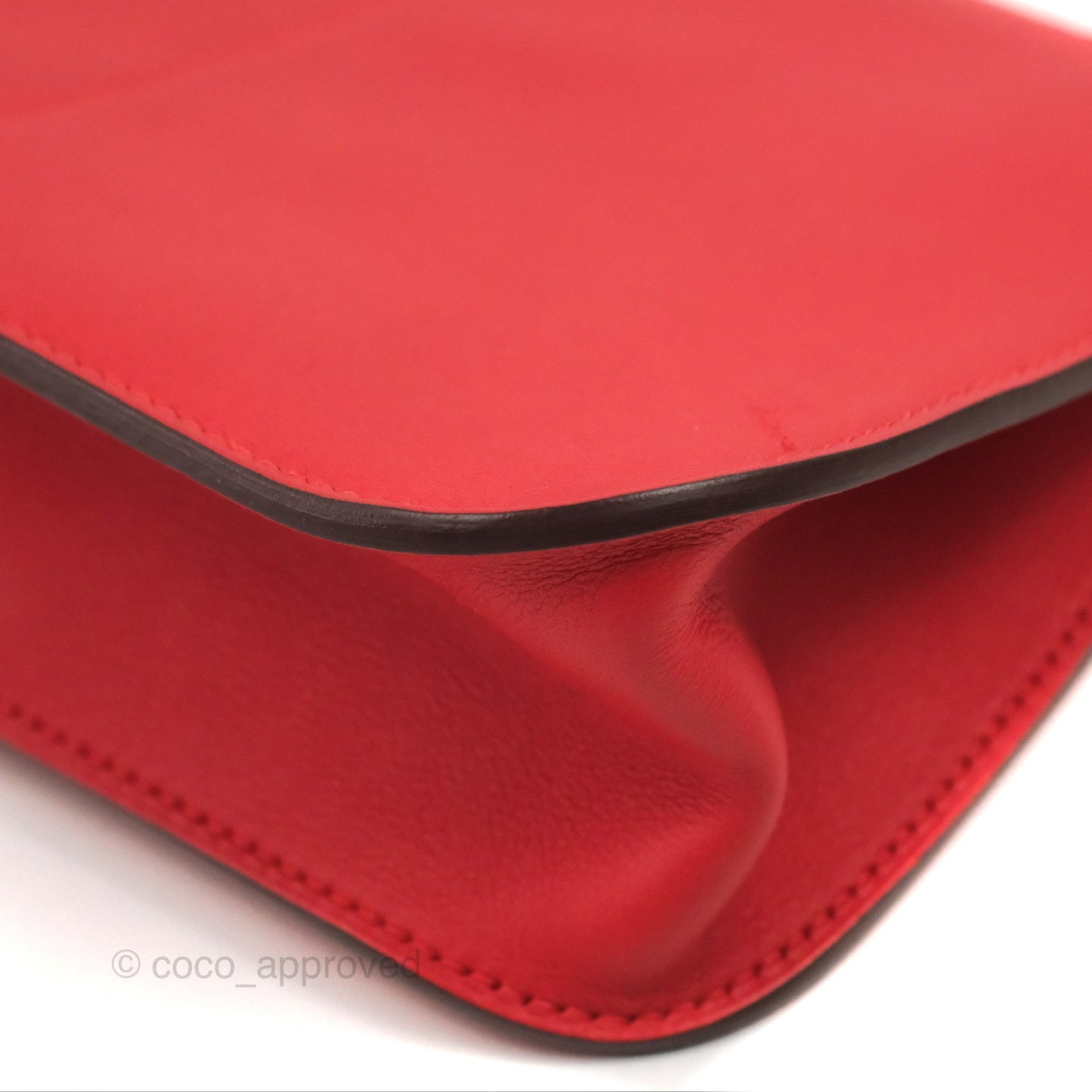 Hermès Halzan 22 Mini Red Swift Palladium Hardware
