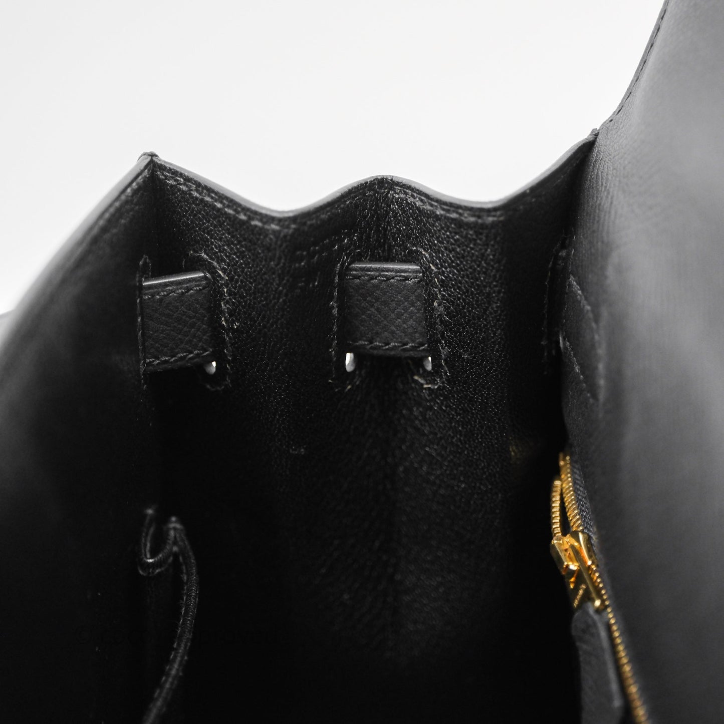 Hermès Kelly 28 Black Epsom Gold Hardware