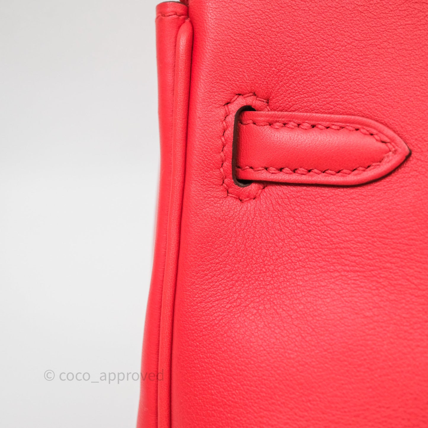 Hermes Birkin 25 Retourne Rouge Swift Gold Hardware