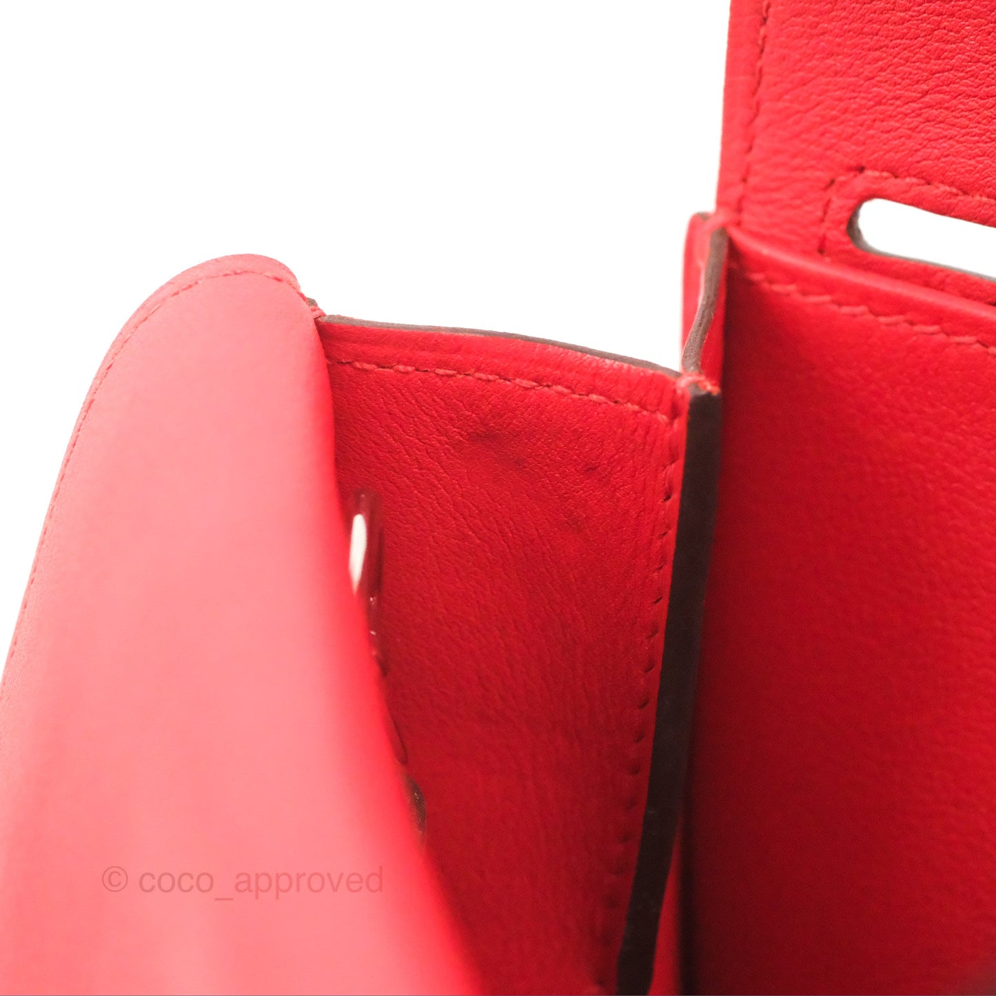 Hermès Halzan 22 Mini Red Swift Palladium Hardware