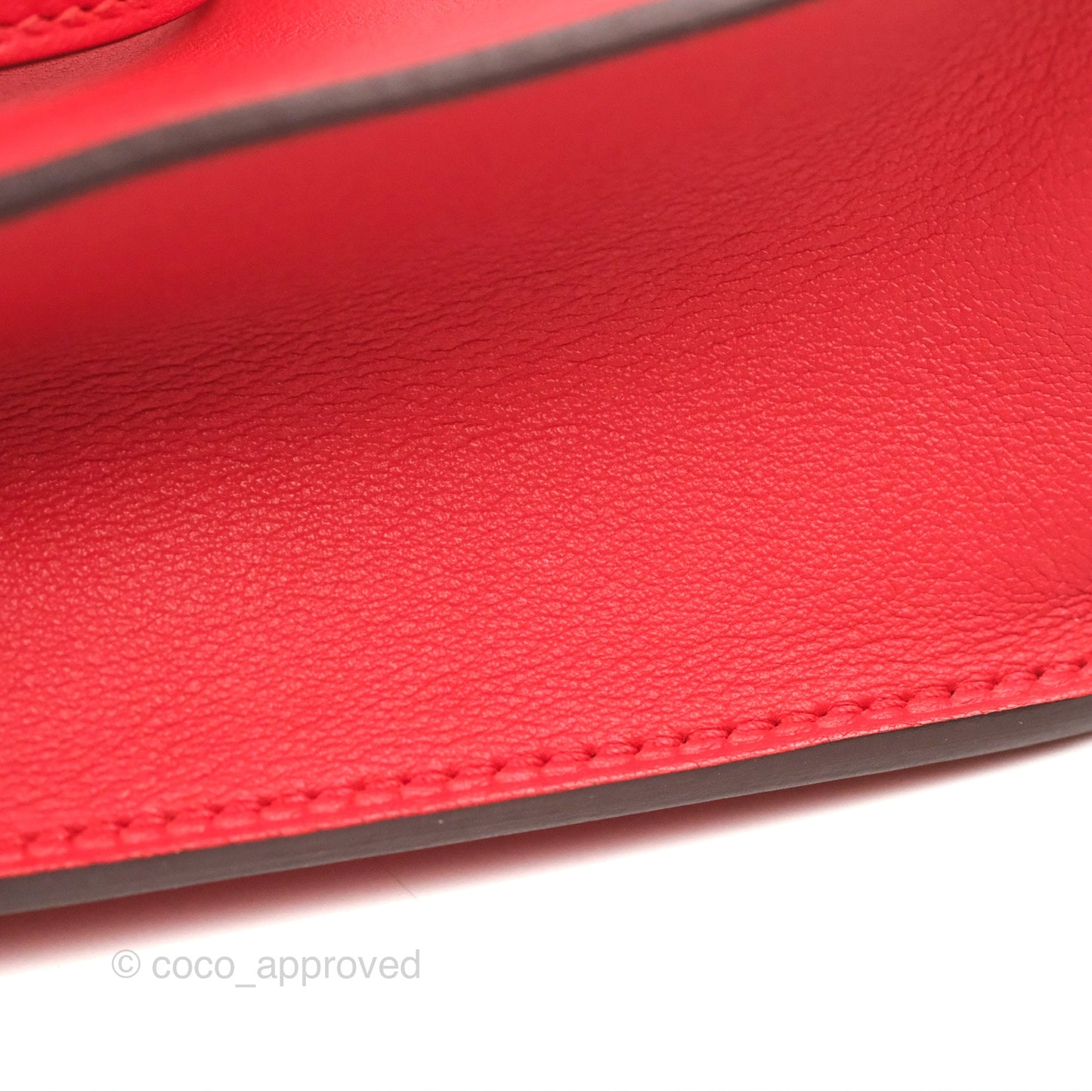 Hermès Halzan 22 Mini Red Swift Palladium Hardware