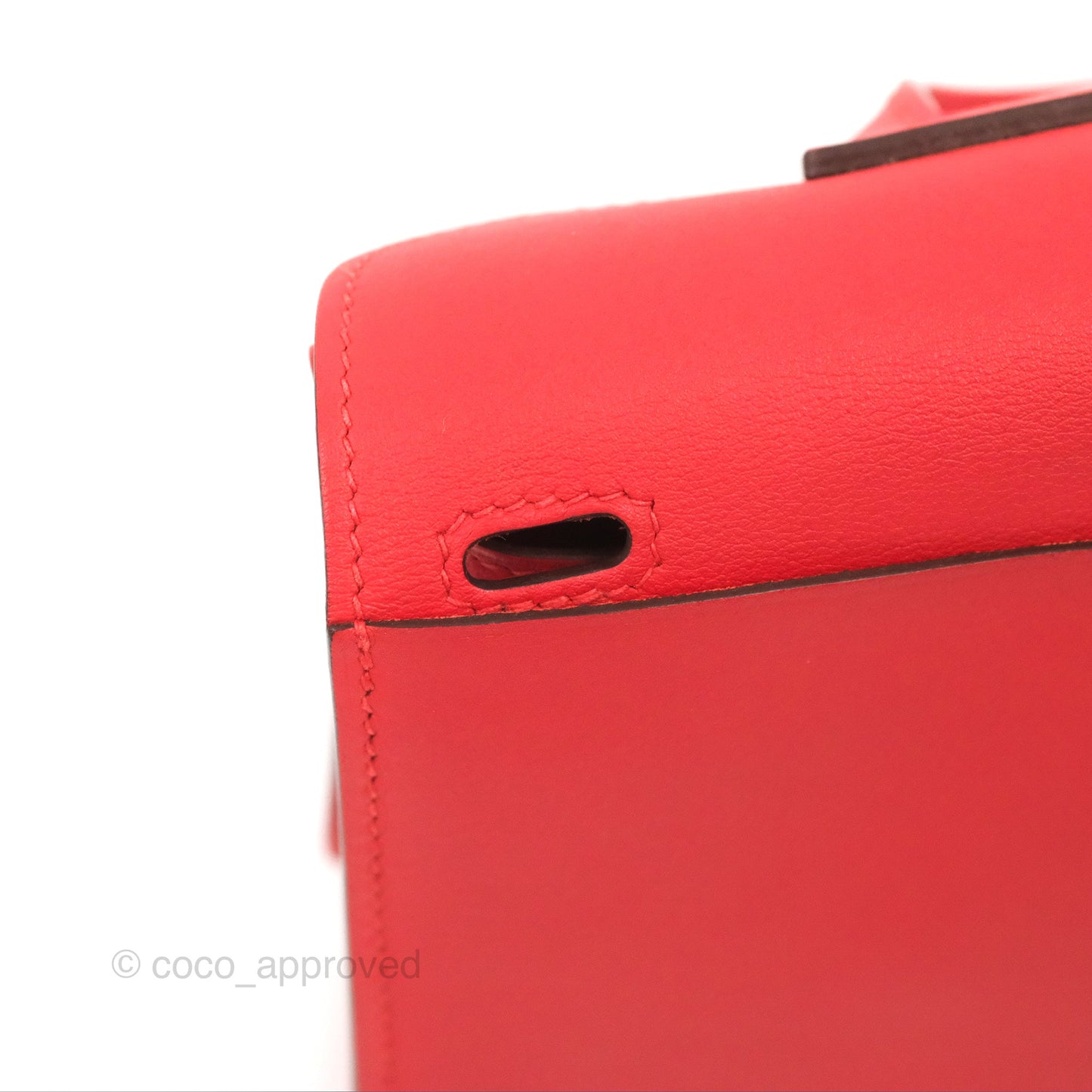 Hermès Halzan 22 Mini Red Swift Palladium Hardware