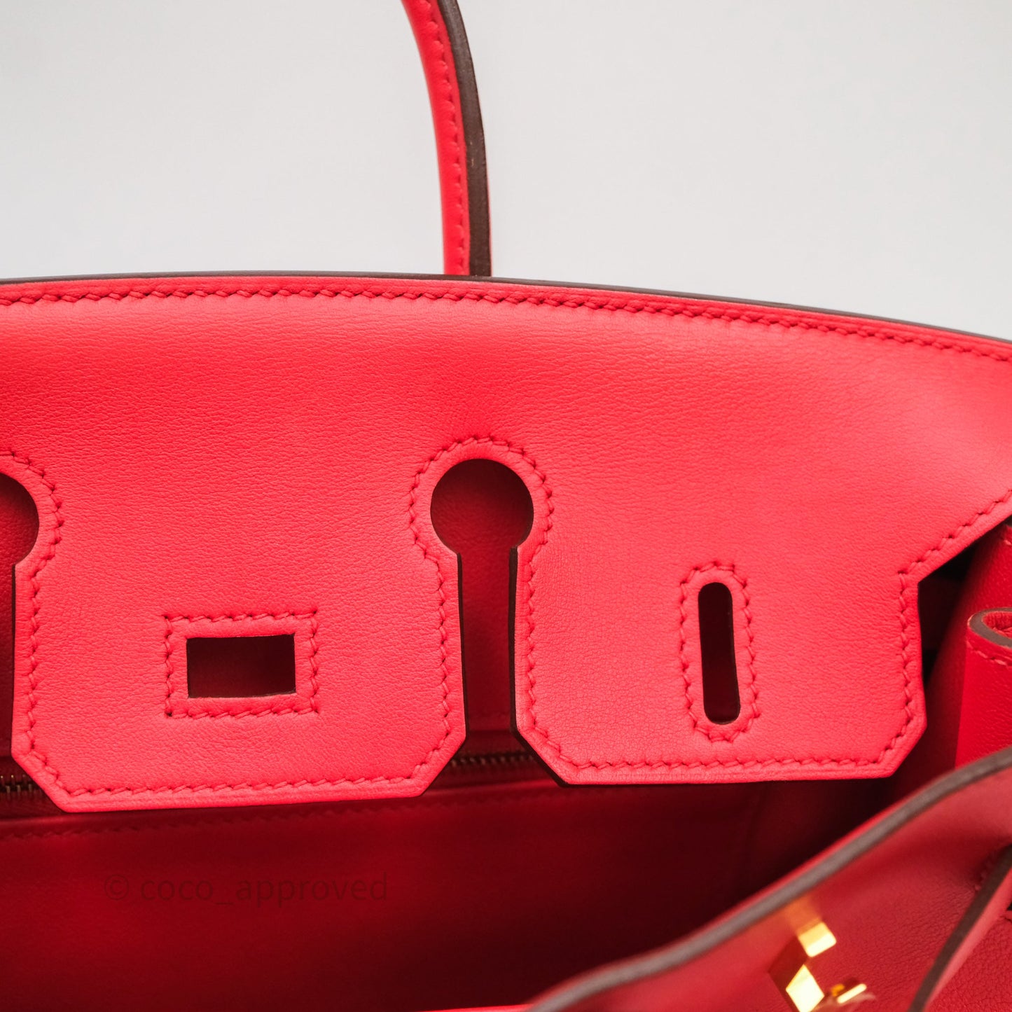 Hermes Birkin 25 Retourne Rouge Swift Gold Hardware