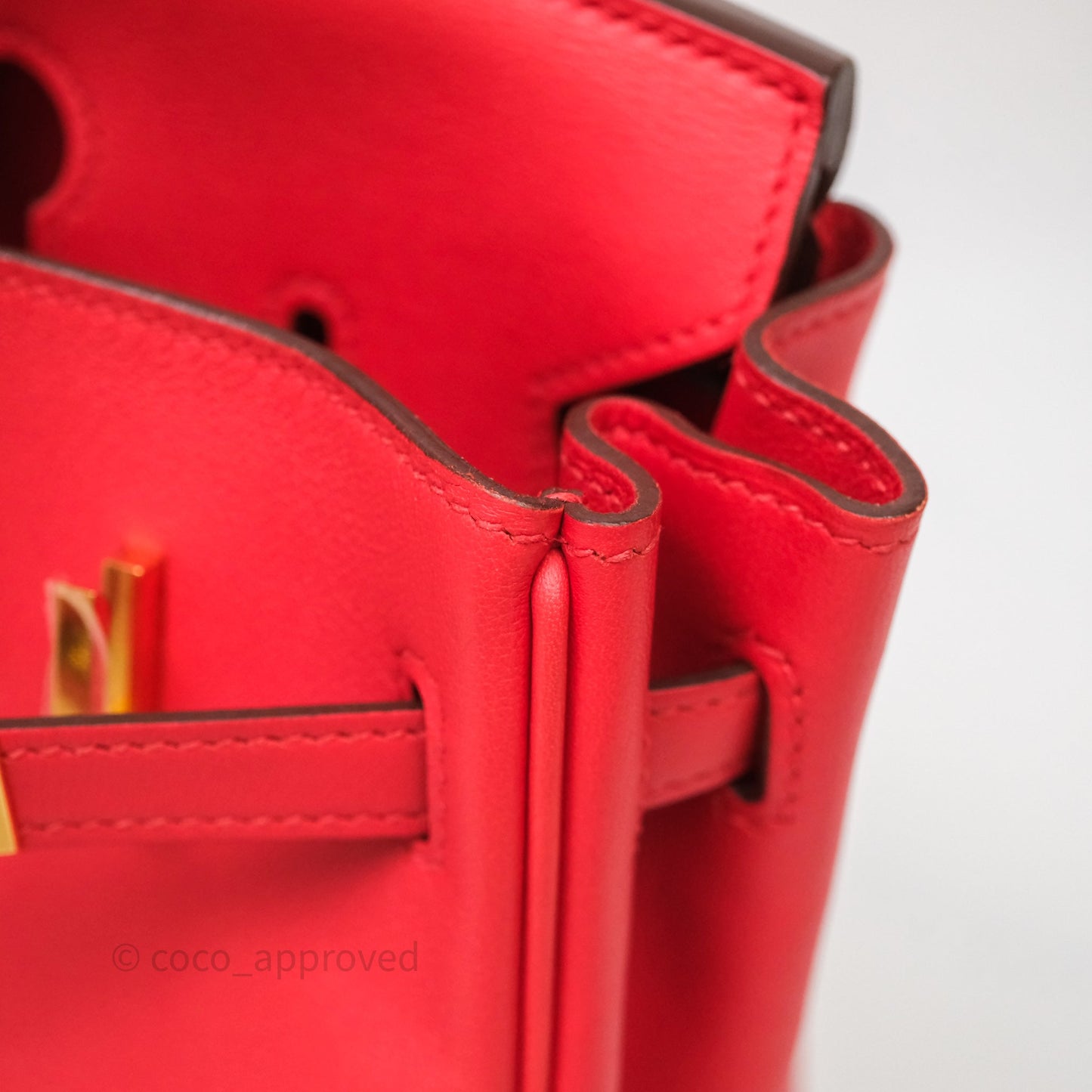 Hermes Birkin 25 Retourne Rouge Swift Gold Hardware