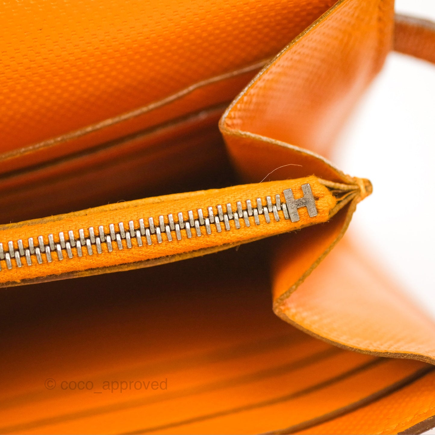 Hermès Kelly Long Wallet Jaune d'or Grain d’H Palladium Hardware