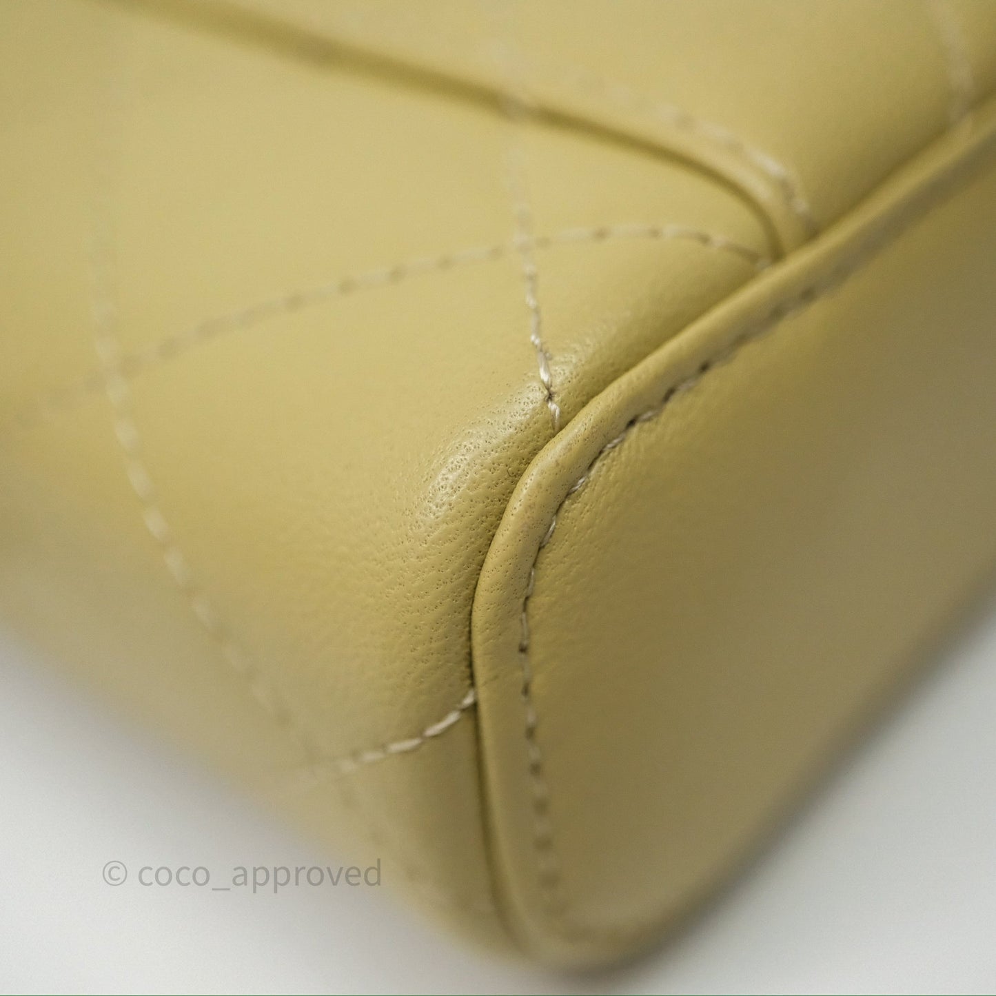 Chanel Vanity With Chain Olive Green Lambskin Gold Hardware