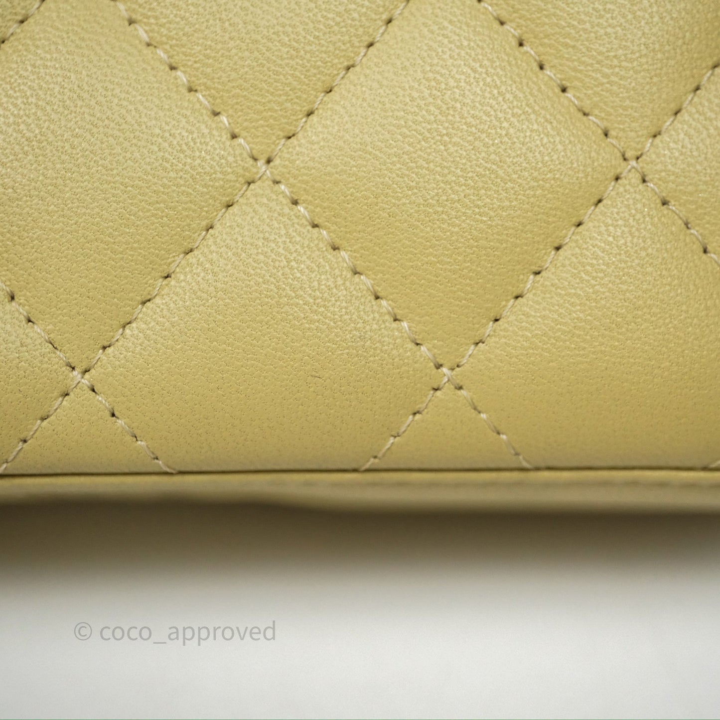 Chanel Vanity With Chain Olive Green Lambskin Gold Hardware