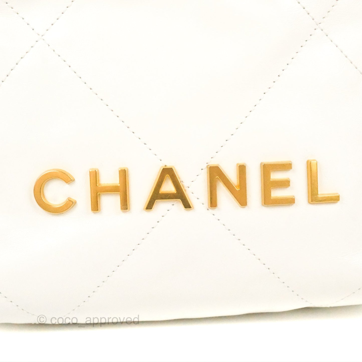 Chanel 22 Mini Bag White Shiny Crumpled Calfskin