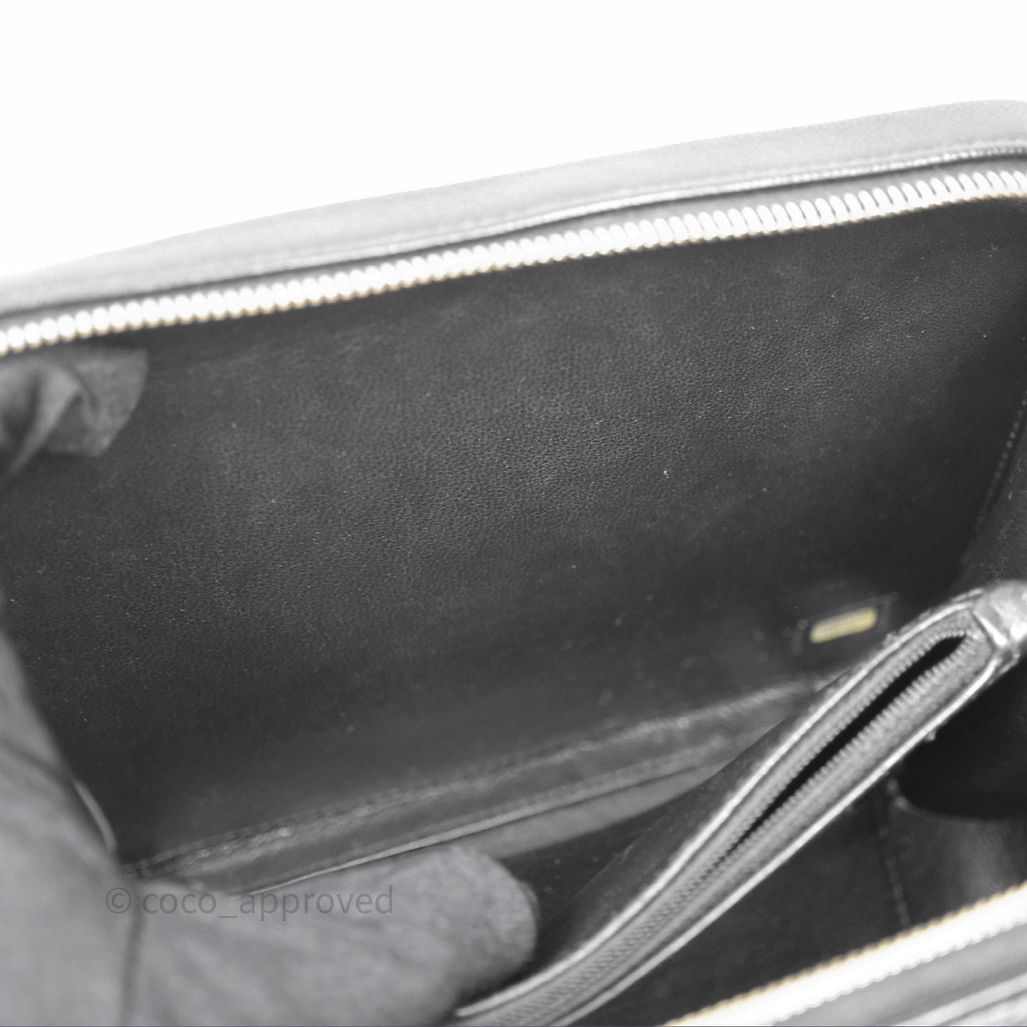 Chanel Quilted Medium CC Filigree Vanity Case Black Caviar Aged Gold Hardware