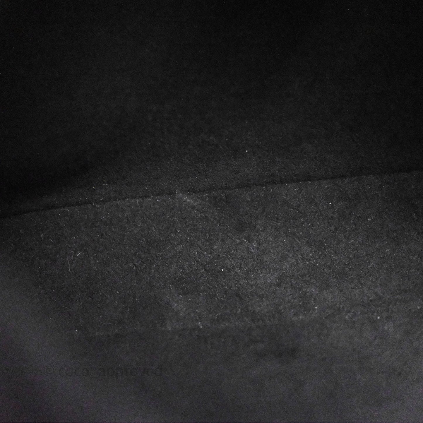 Louis Vuitton Epi Easy Pouch On Strap Black