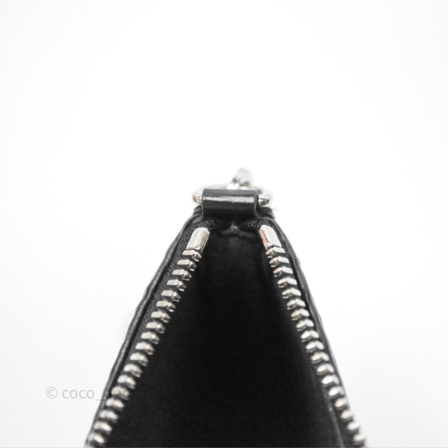 Louis Vuitton Epi Easy Pouch On Strap Black
