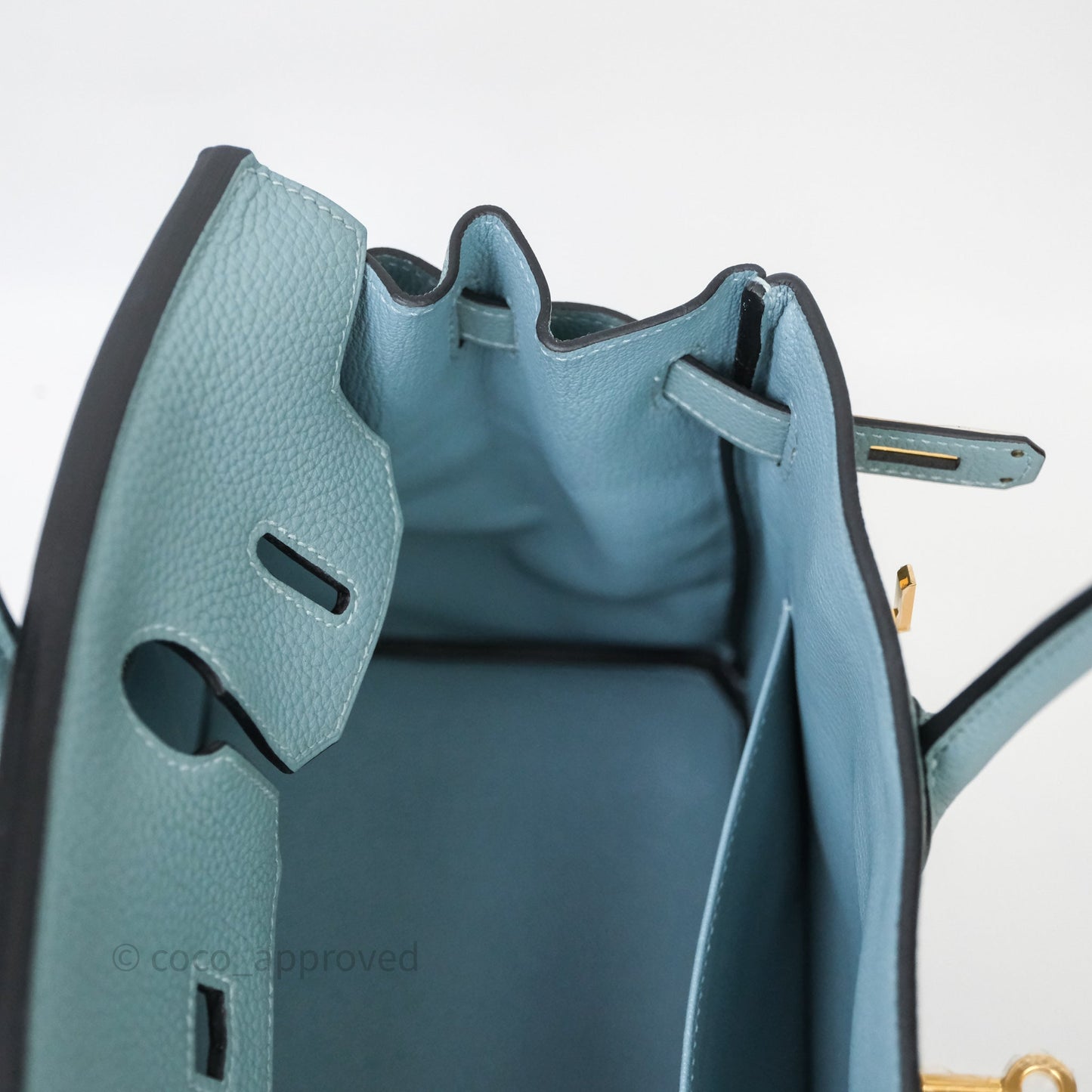Hermès Birkin 30 Bleu Ciel 7G Togo Gold Hardware