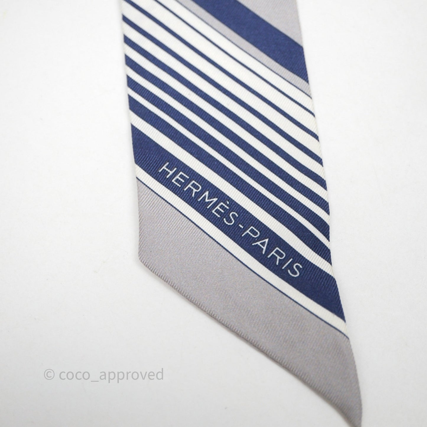 Hermes Ex-Libris Silk Twilly