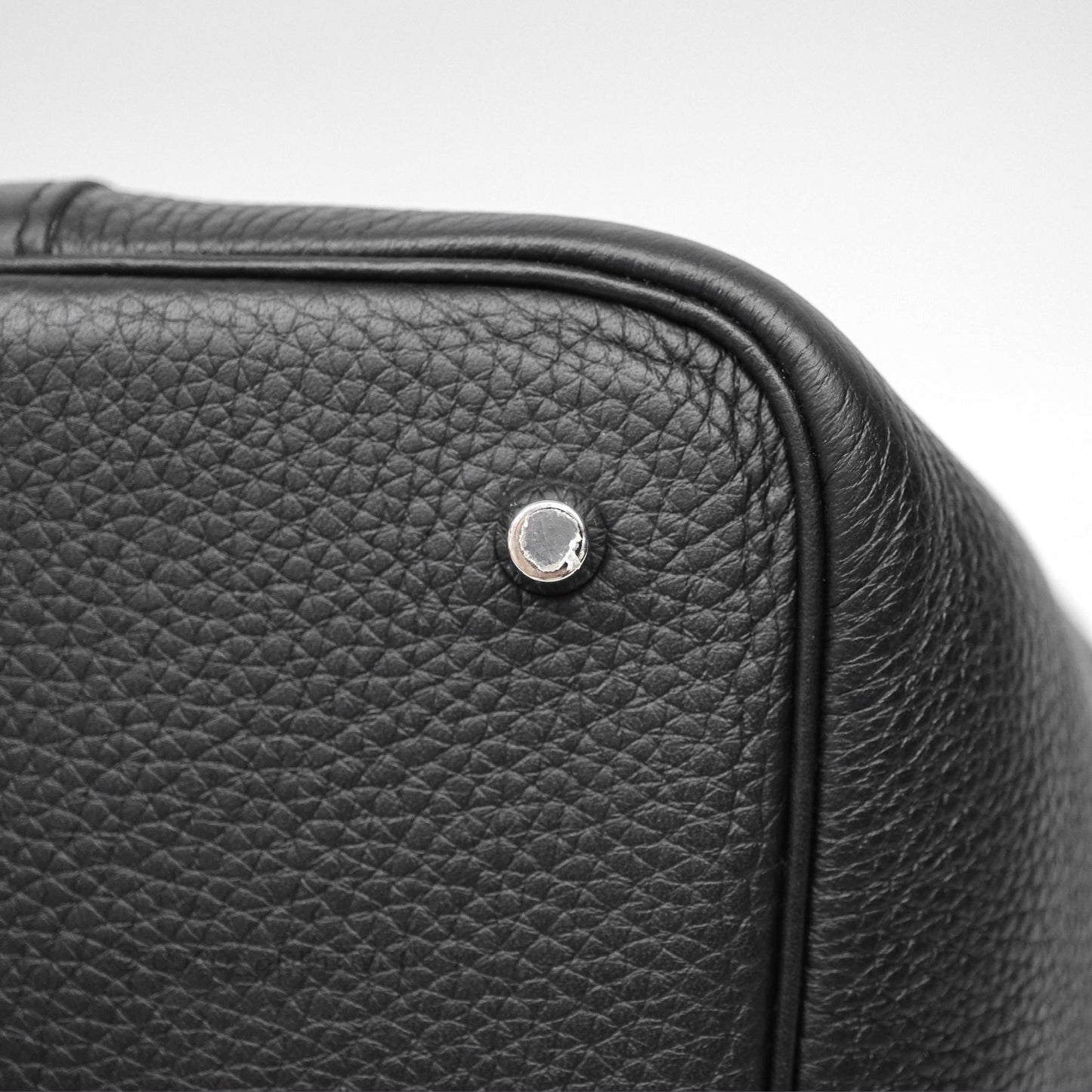 Hermès Picotin 22 Black Noir 89 Clemence Palladium Hardware