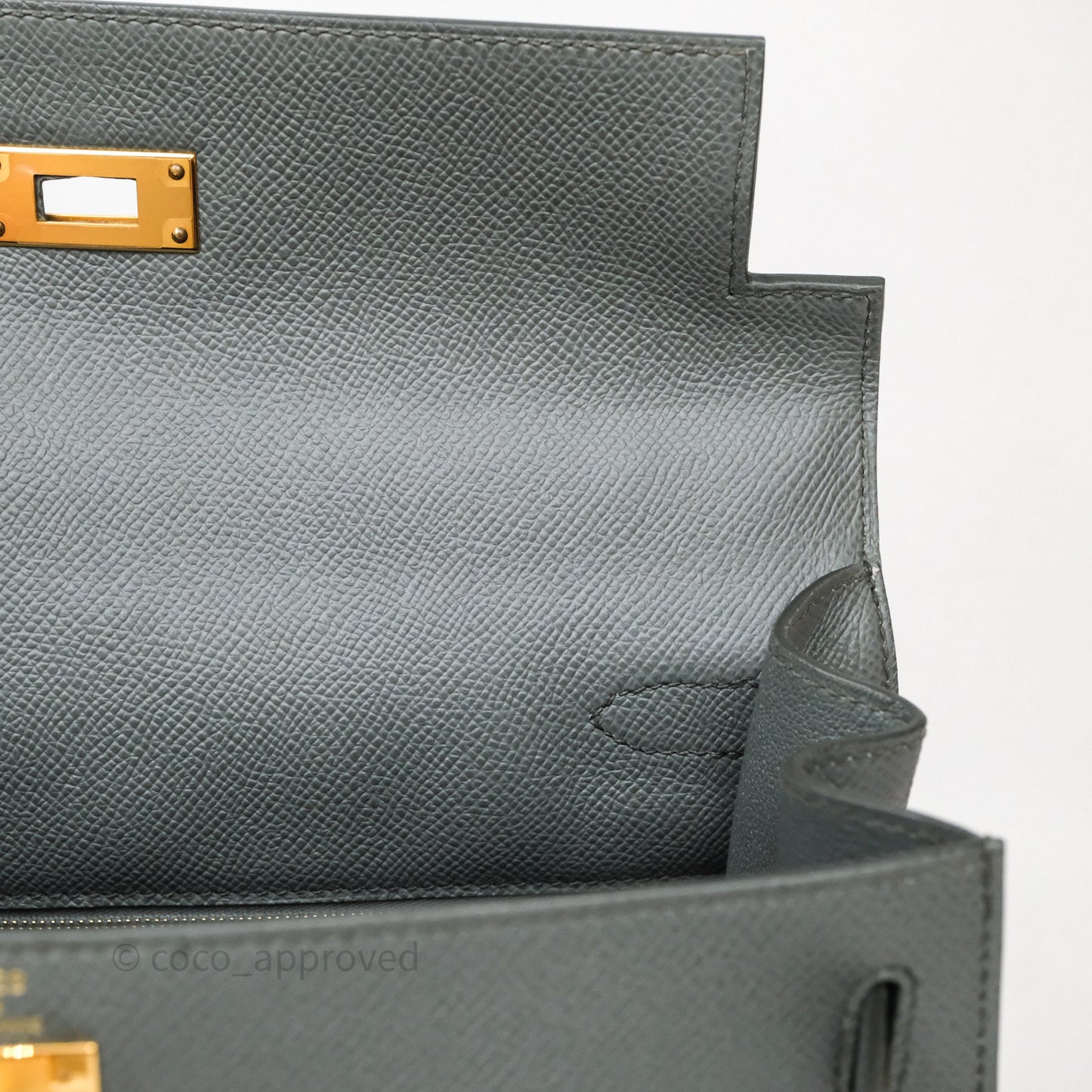 Hermès Kelly 28 Sellier Vert Amanda 63 Epsom Gold Hardware